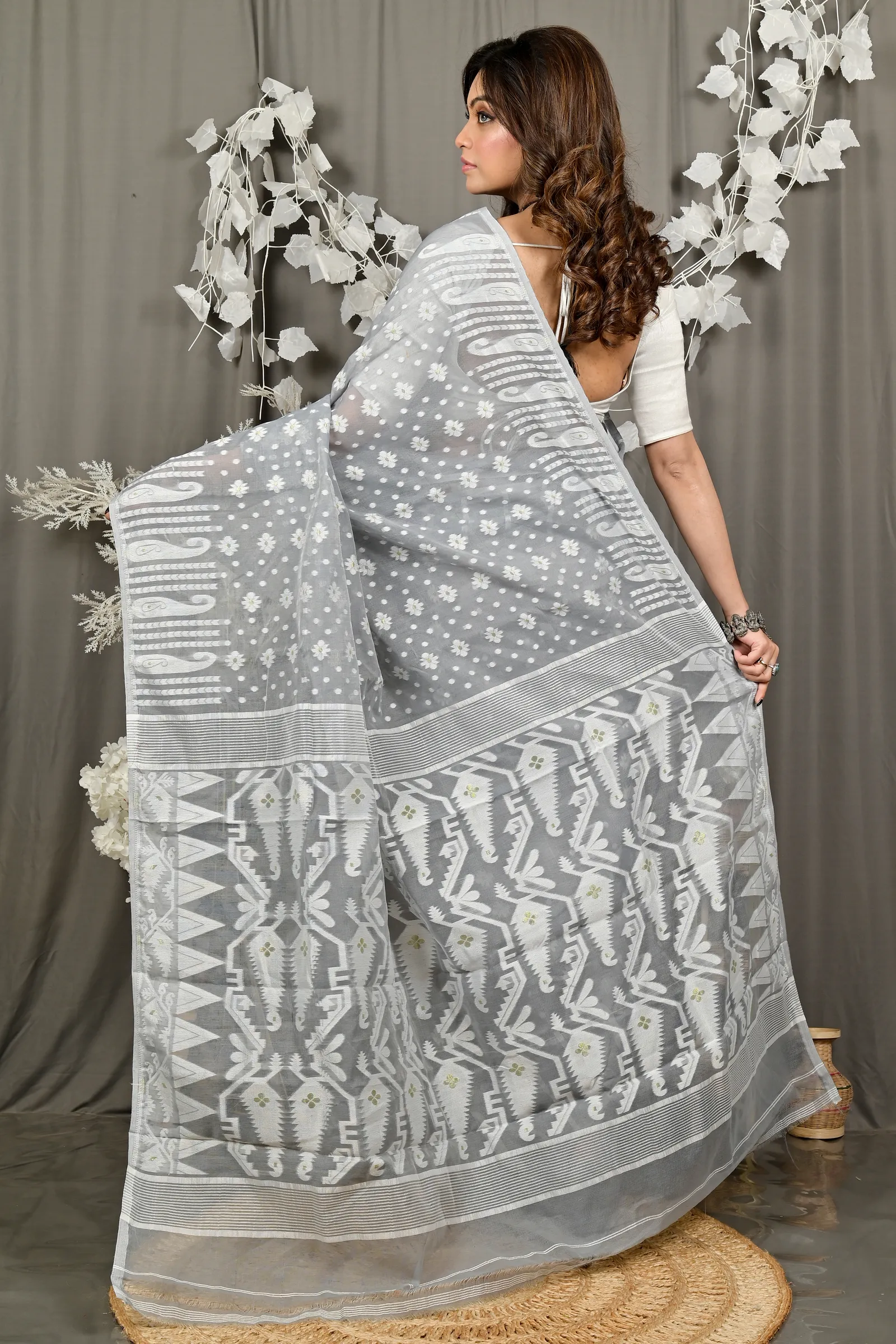 DipDiya Cotton Assh Folai Crafted with Soul Jamdani Sarees