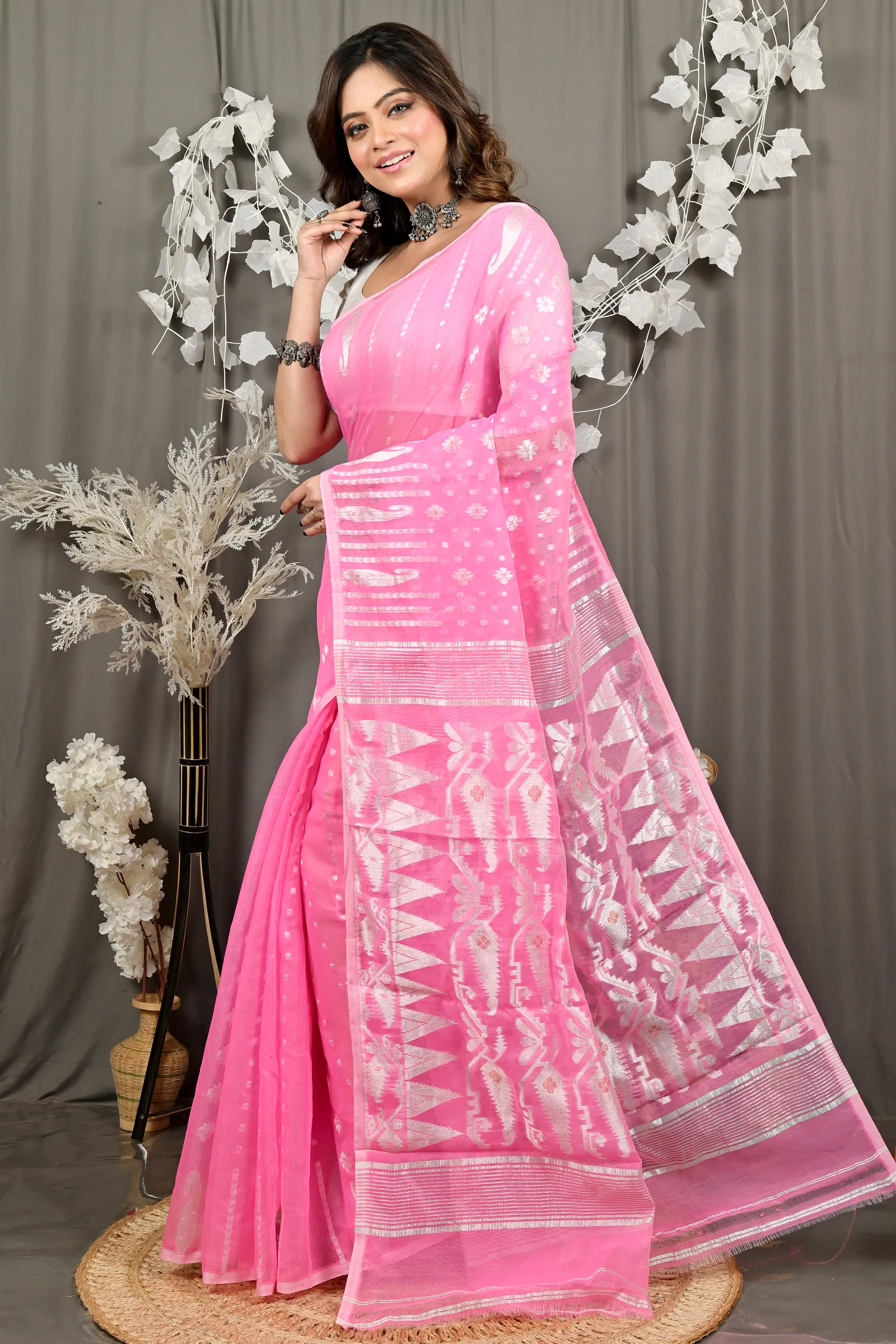 DipDiya Cotton Baby Pink Folai Effortless Tradition Jamdani Sarees