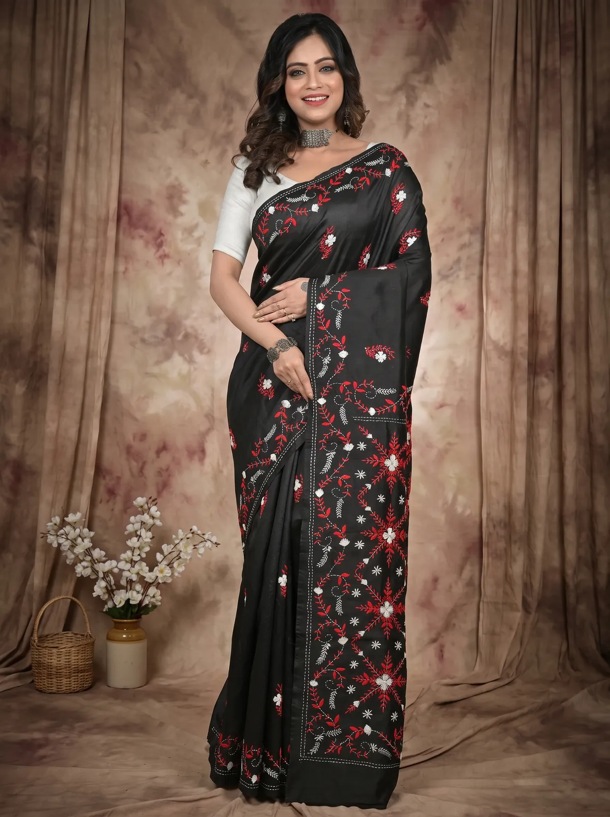 DipDiya Cotton Black Piaja Threads of Tradition Kantha Stitch Sarees