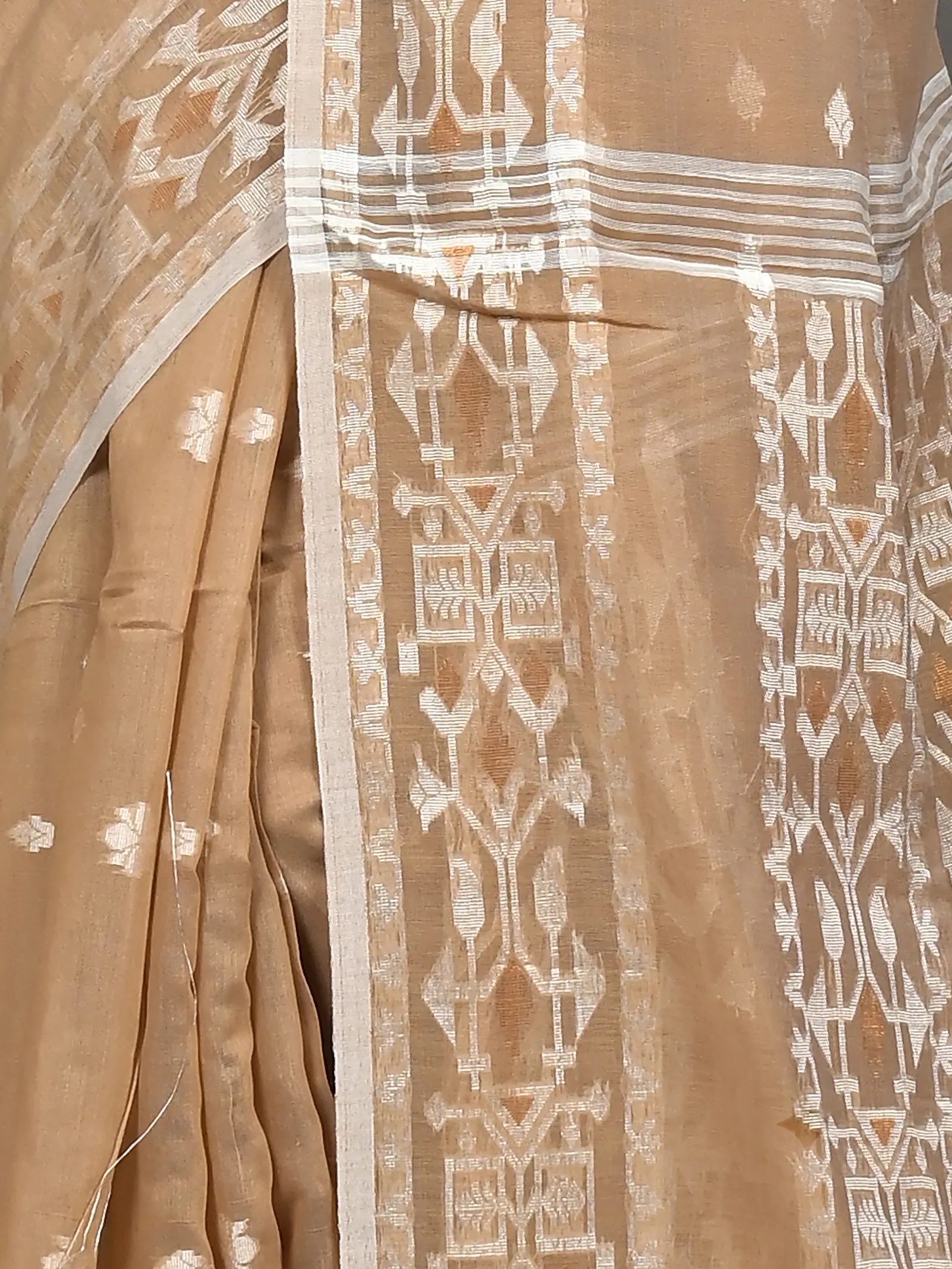 DipDiya Cotton Blend Brown Parlvi Traditional Elegance Handloom Sarees