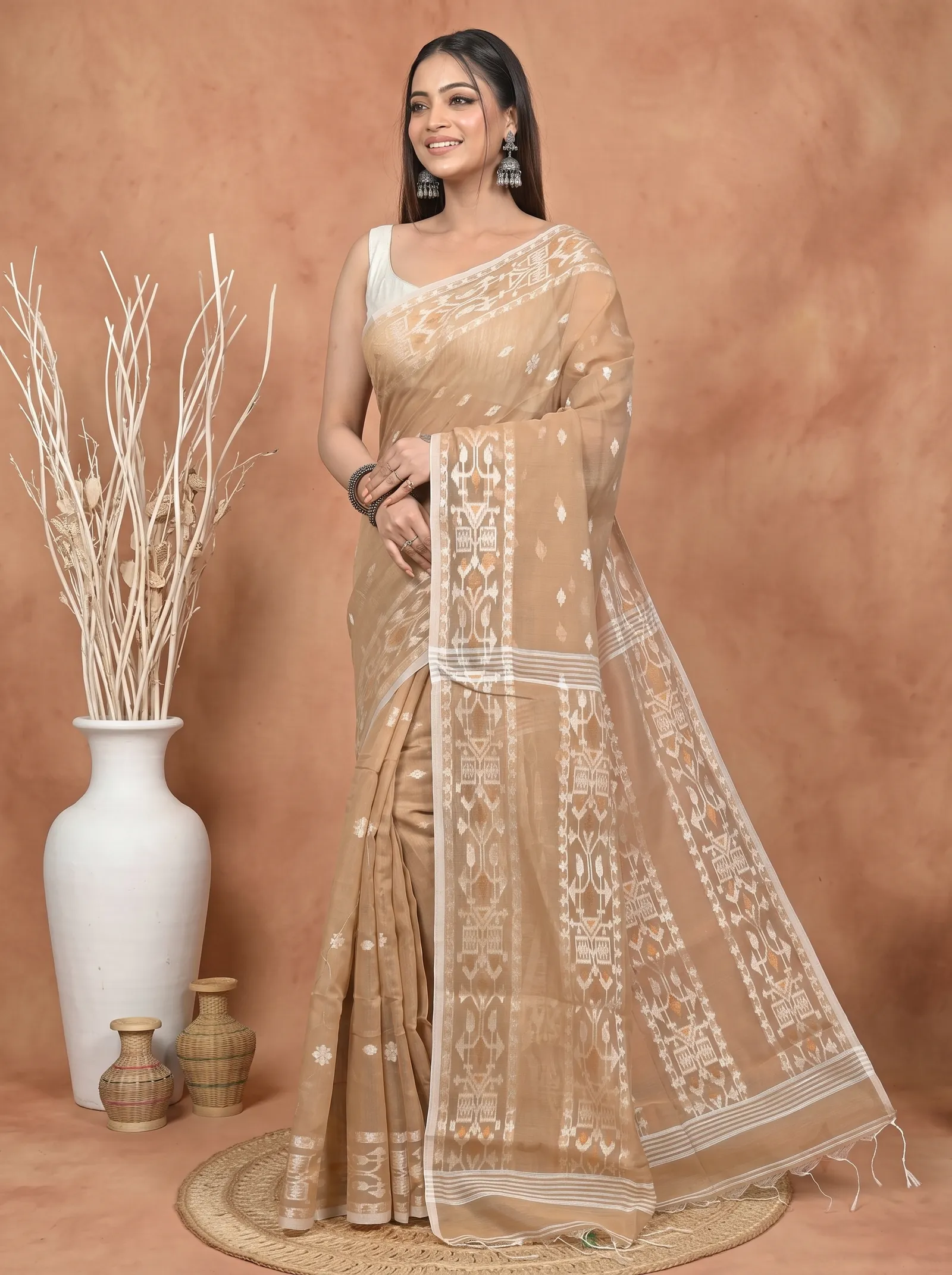 DipDiya Cotton Blend Brown Parlvi Traditional Elegance Handloom Sarees