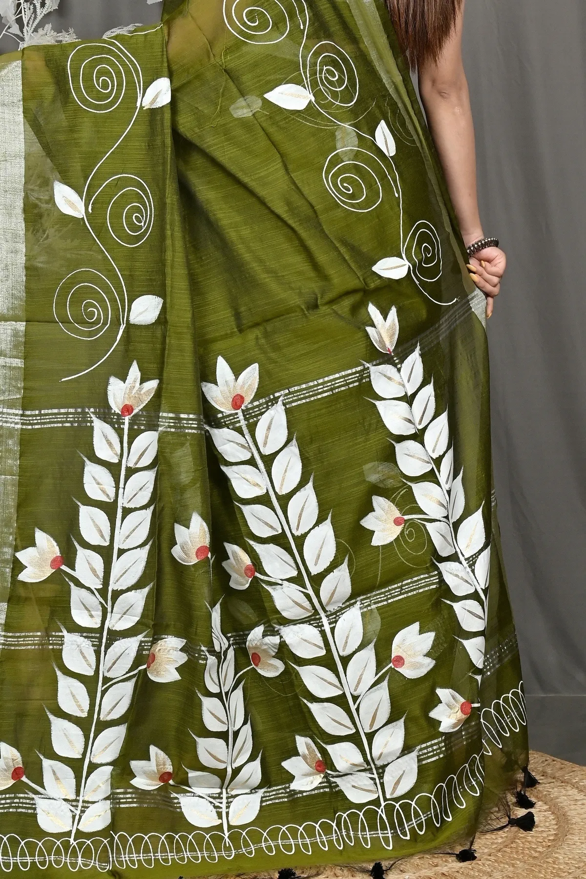 DipDiya Cotton Blend Dark Green Souvar Heritage of Bengali Hand Painted Sarees
