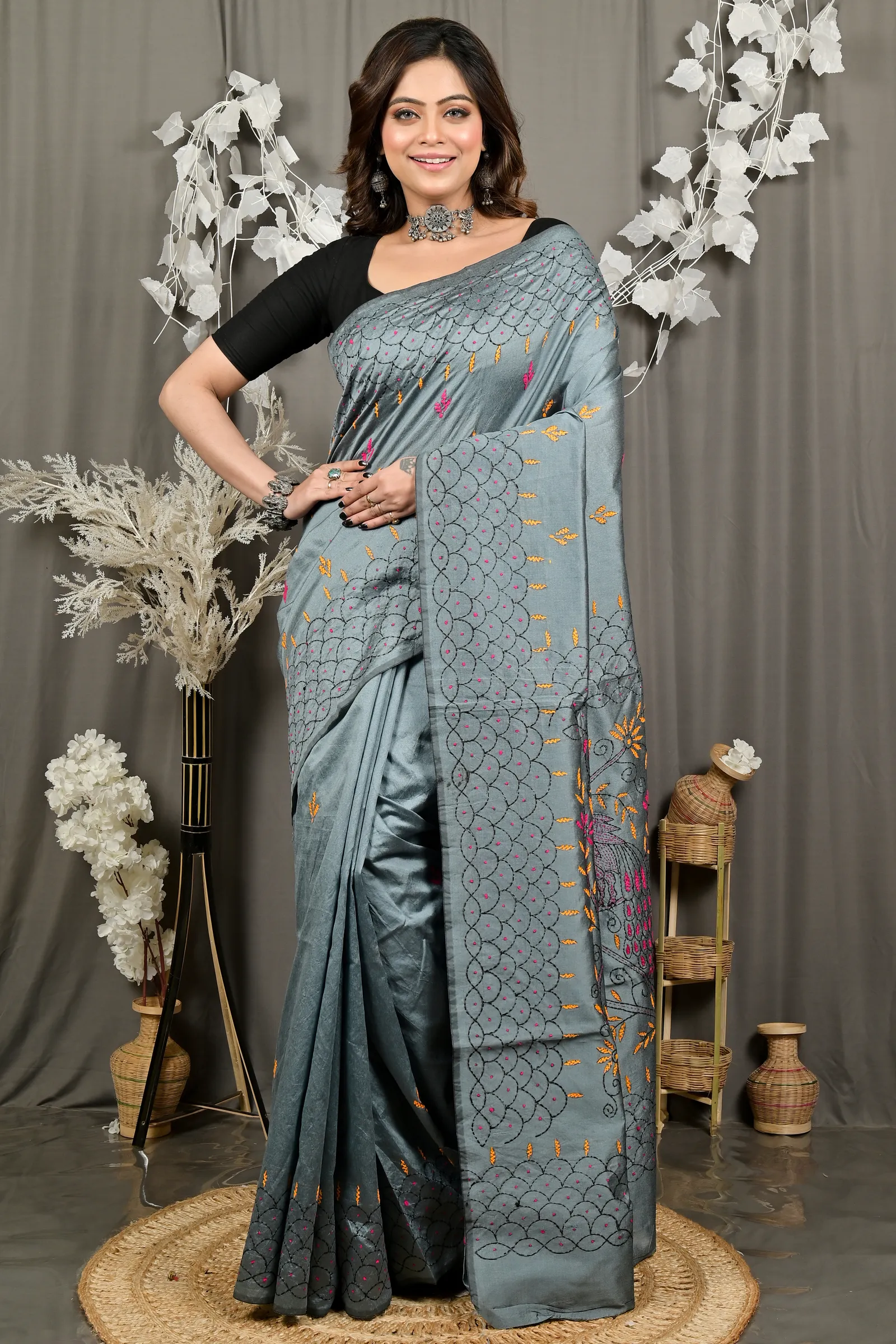 DipDiya Cotton Blend Dark Grey Dharai Timeless Elegance Kantha Stitch Sarees