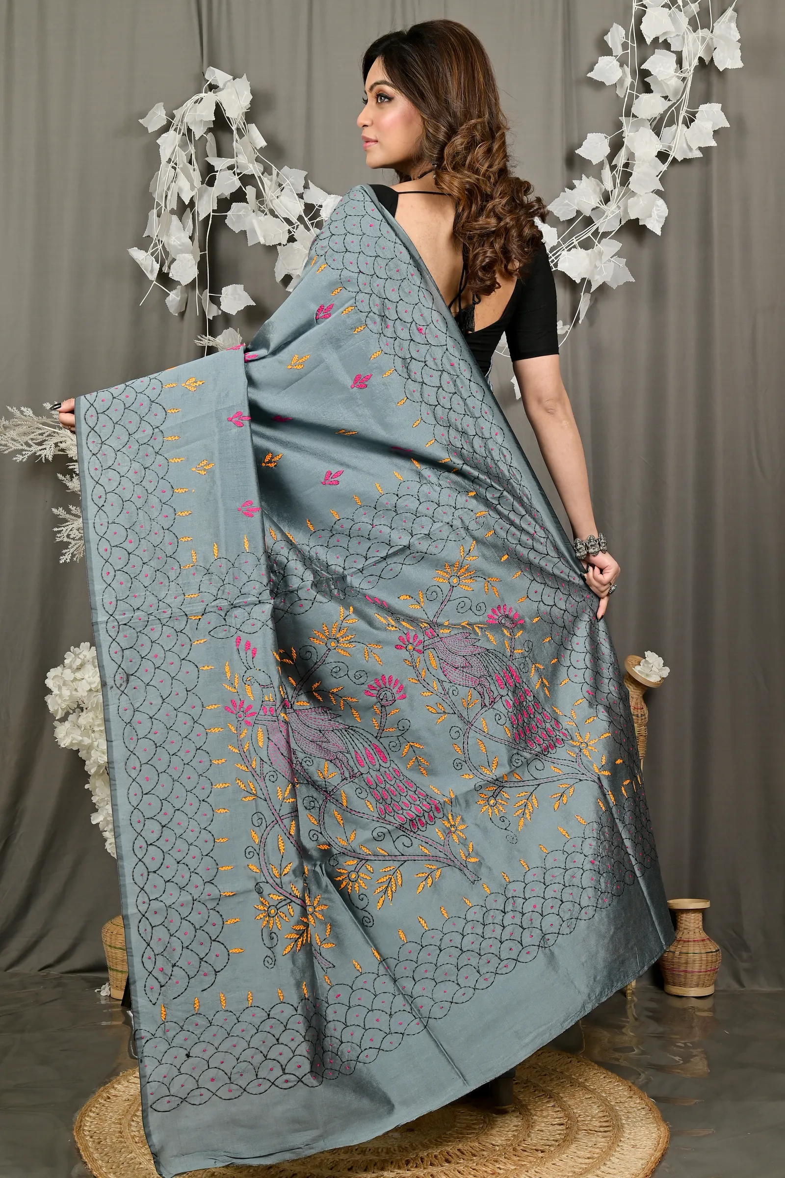 DipDiya Cotton Blend Dark Grey Dharai Timeless Elegance Kantha Stitch Sarees