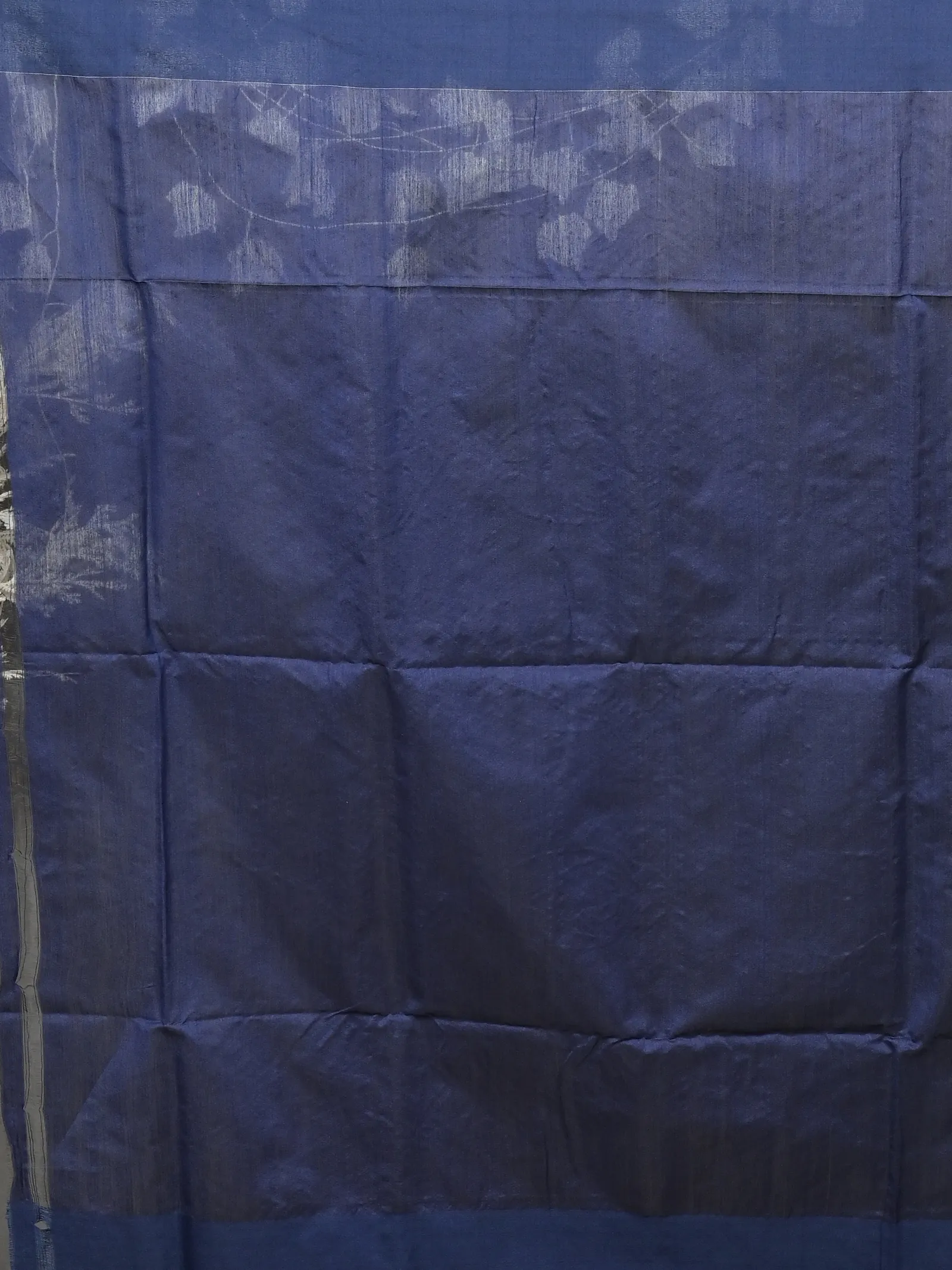 DipDiya Cotton Blend Green Blue Parlkim Masterfully Woven Ikkat Jharna Sarees
