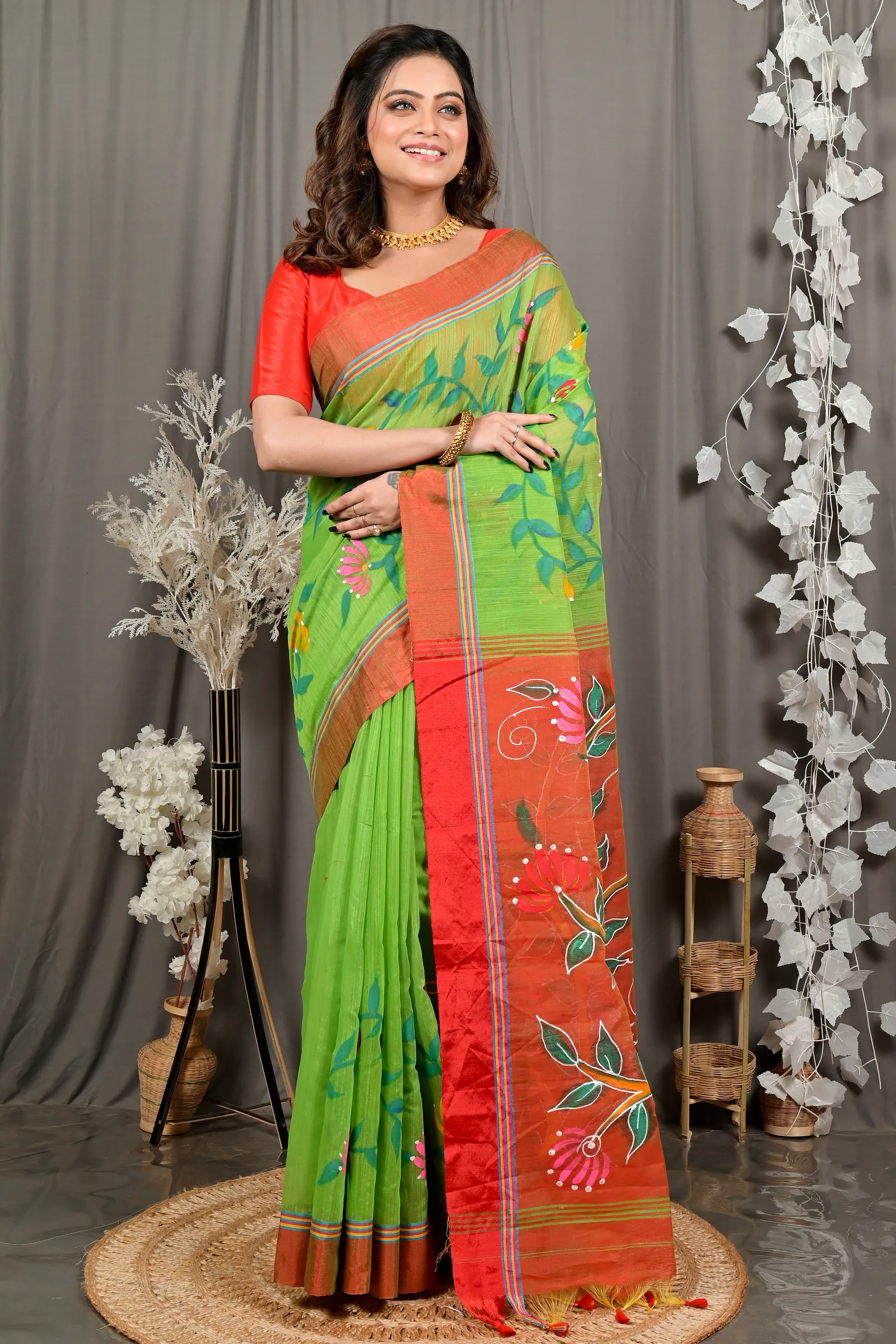 DipDiya Cotton Blend Green Red Deepsi Essence of Bengal Hand Painted Sarees