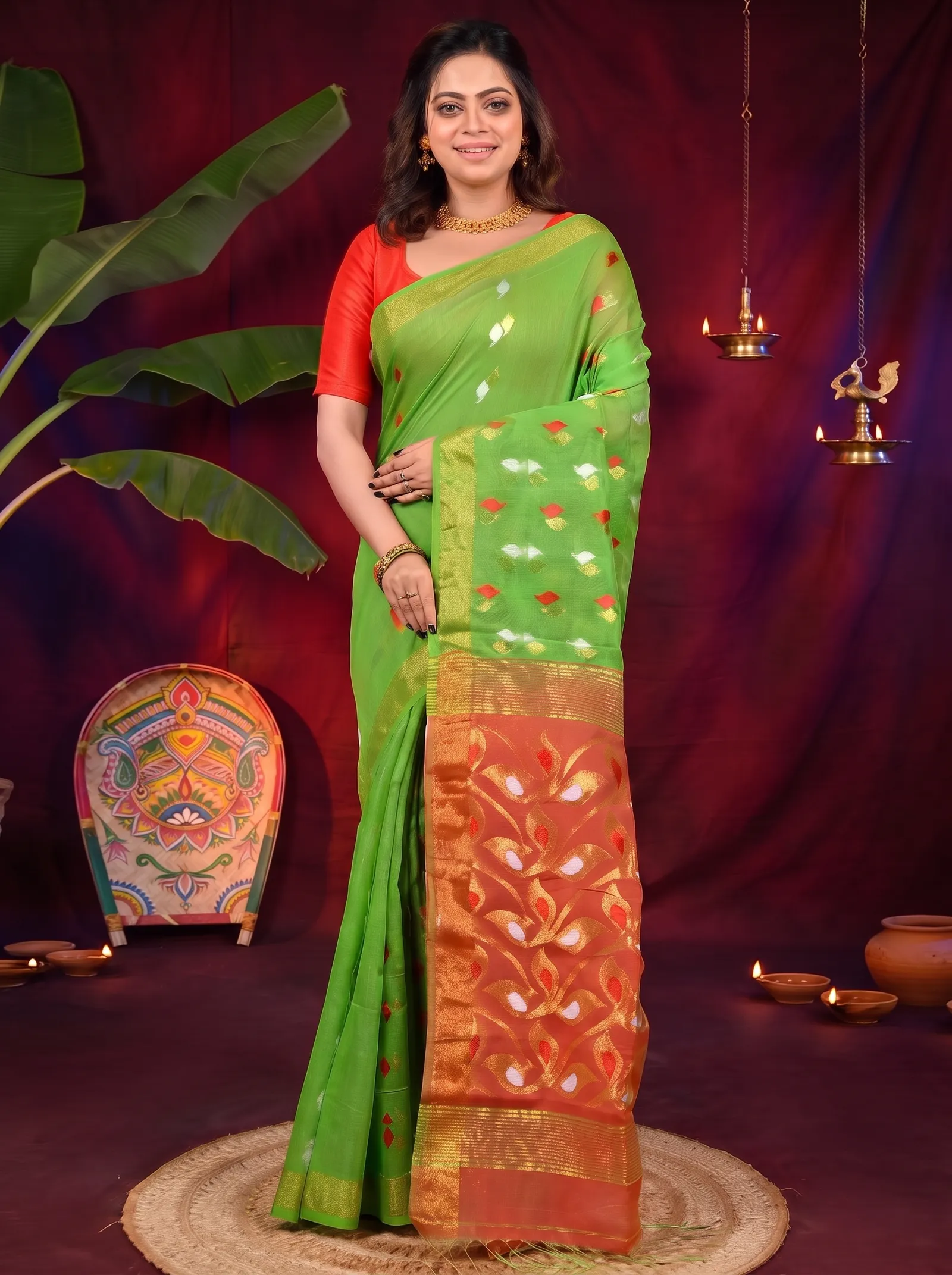 DipDiya Cotton Blend Green Red Dhrum Crafted in Bengal Handloom Sarees