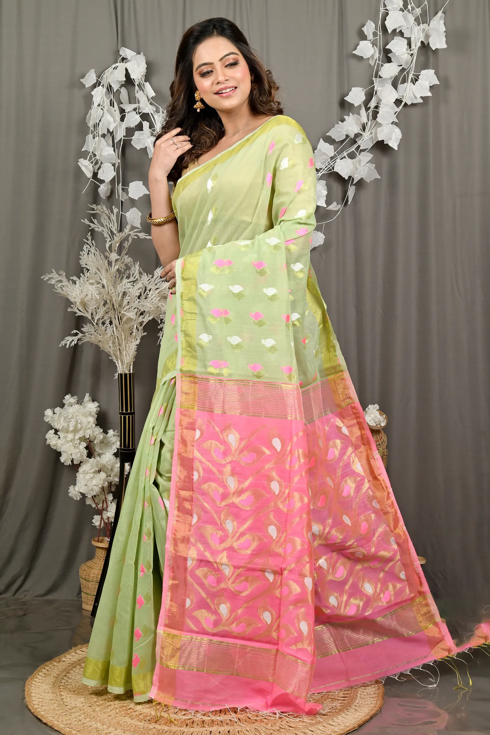 DipDiya Cotton Blend Light Green Pink Dhrum Classic Bengali Handloom Sarees