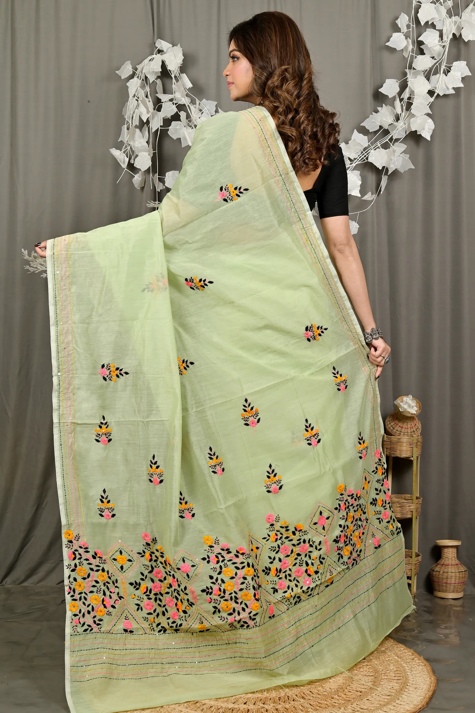 DipDiya Cotton Blend Lime Green Dayki Artisan Woven Kantha Stitch Sarees