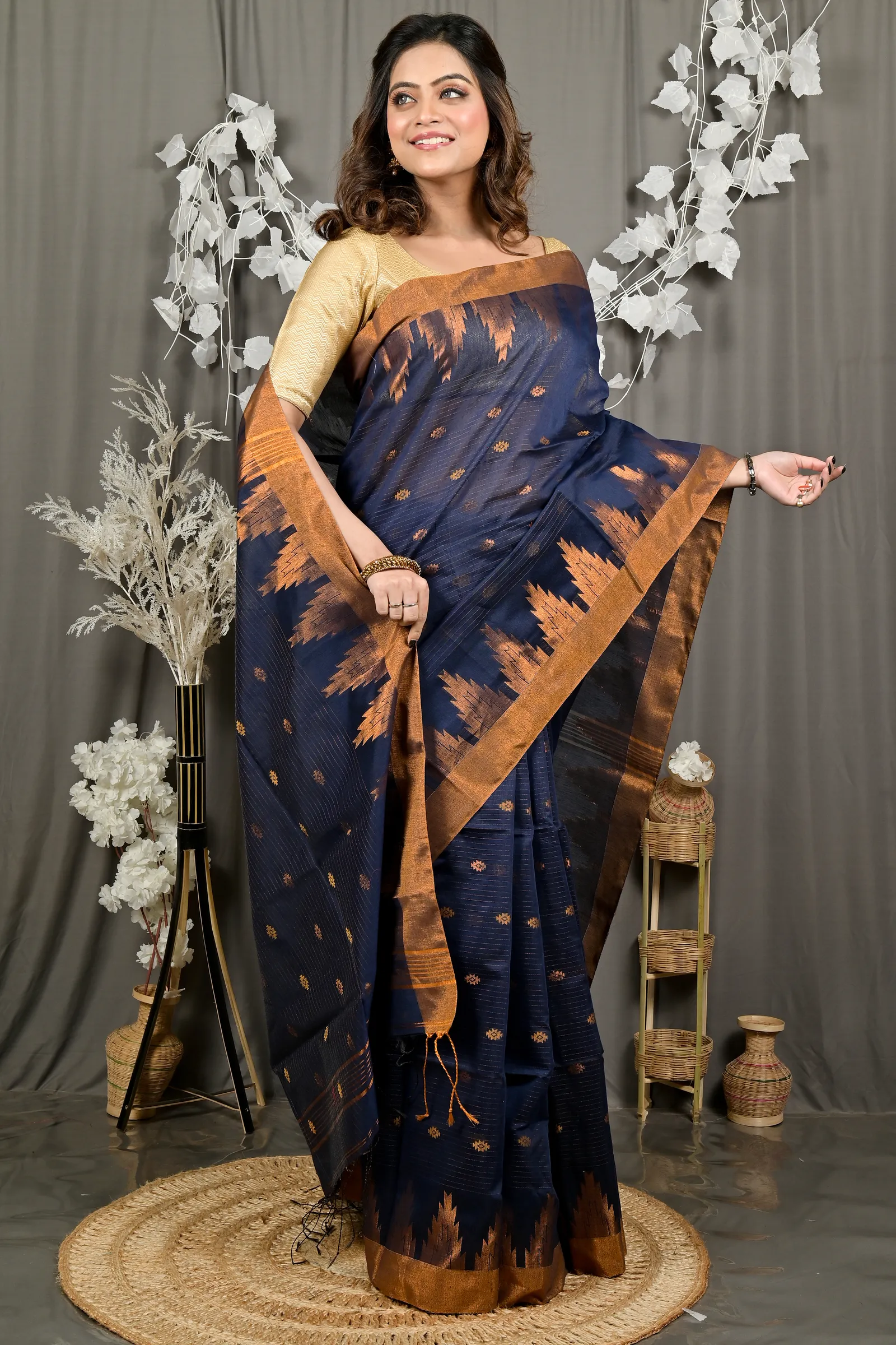 DipDiya Cotton Blend Naby Blue Daypi Woven by Hand Handloom Sarees