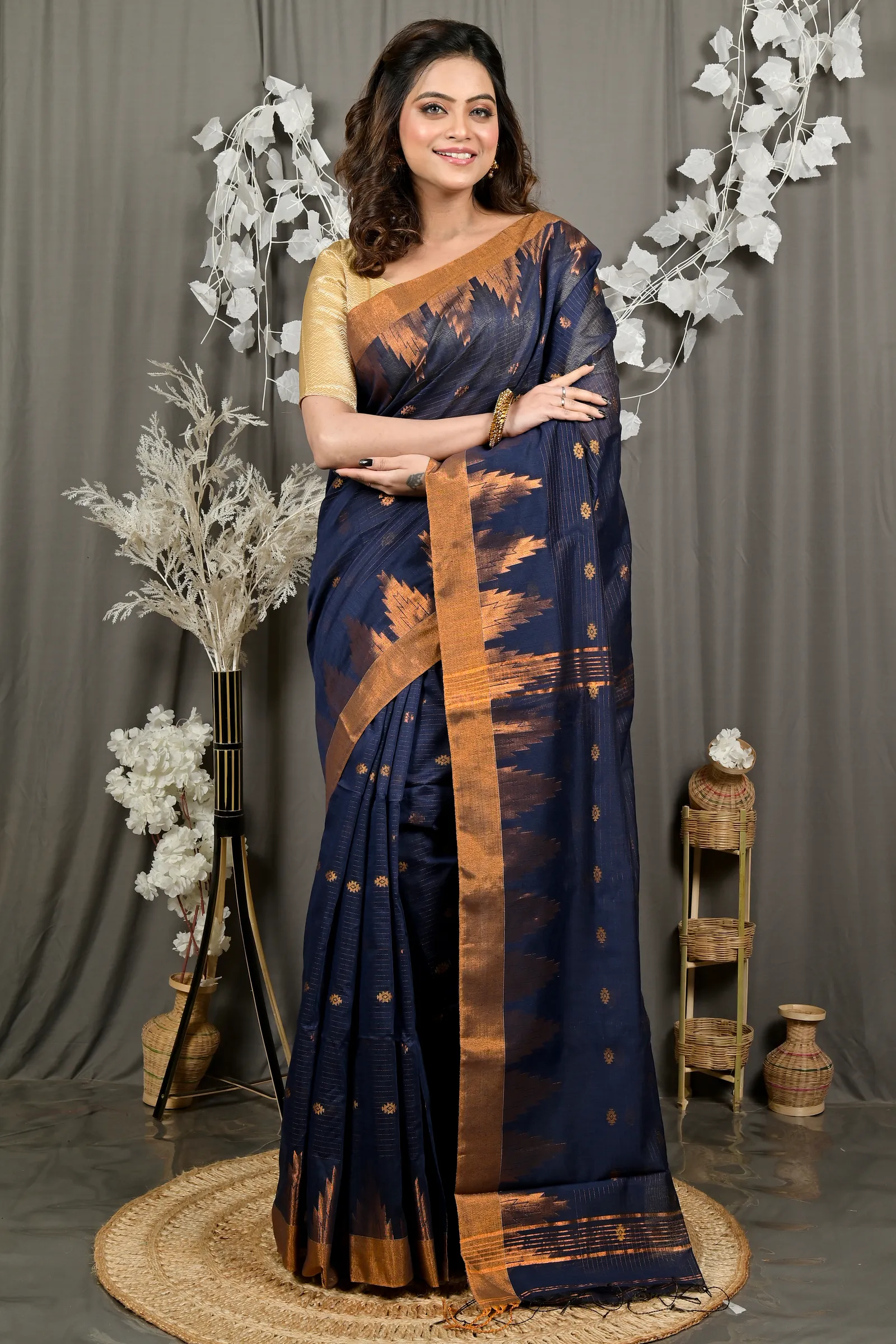 DipDiya Cotton Blend Naby Blue Daypi Woven by Hand Handloom Sarees
