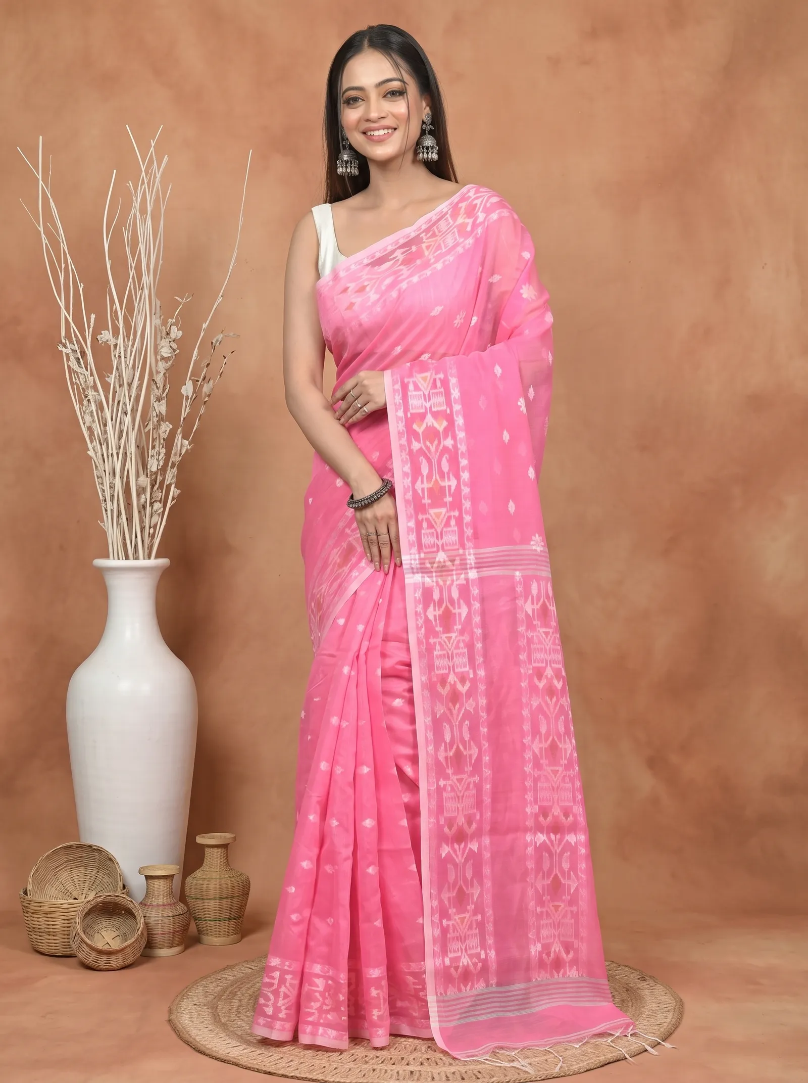 DipDiya Cotton Blend Pink Parlvi Woven by Hand Handloom Sarees