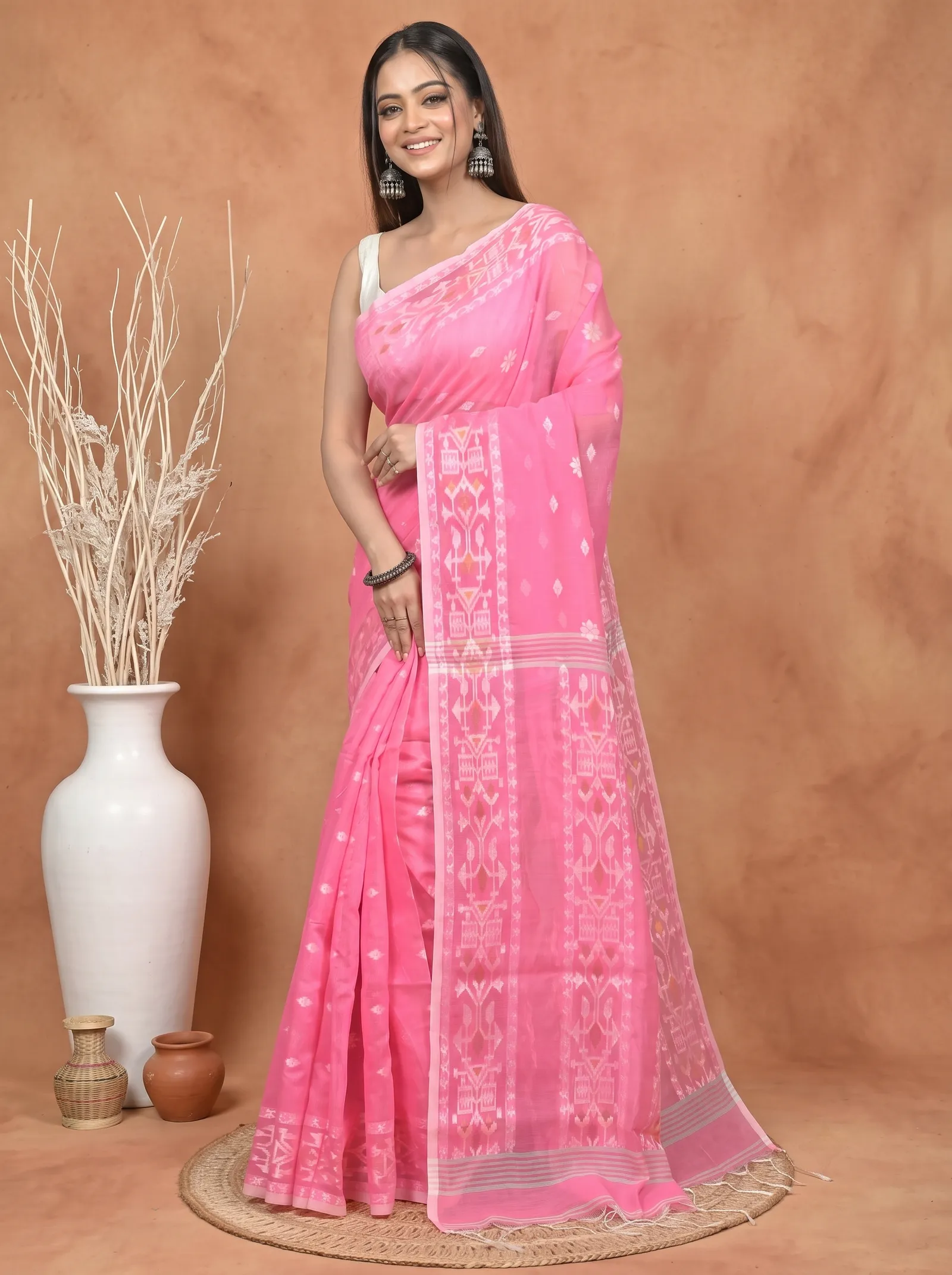 DipDiya Cotton Blend Pink Parlvi Woven by Hand Handloom Sarees
