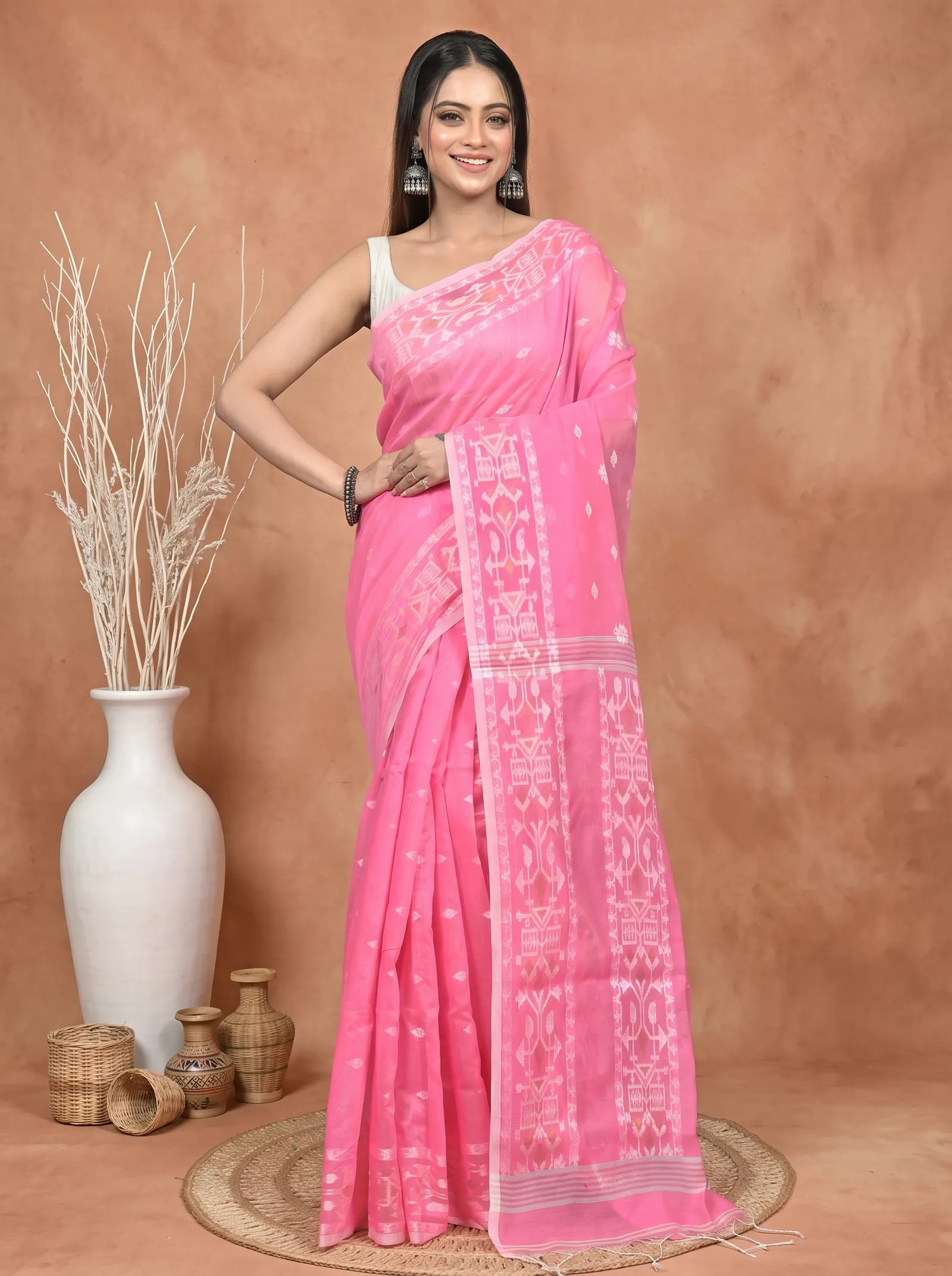 DipDiya Cotton Blend Pink Parlvi Woven by Hand Handloom Sarees