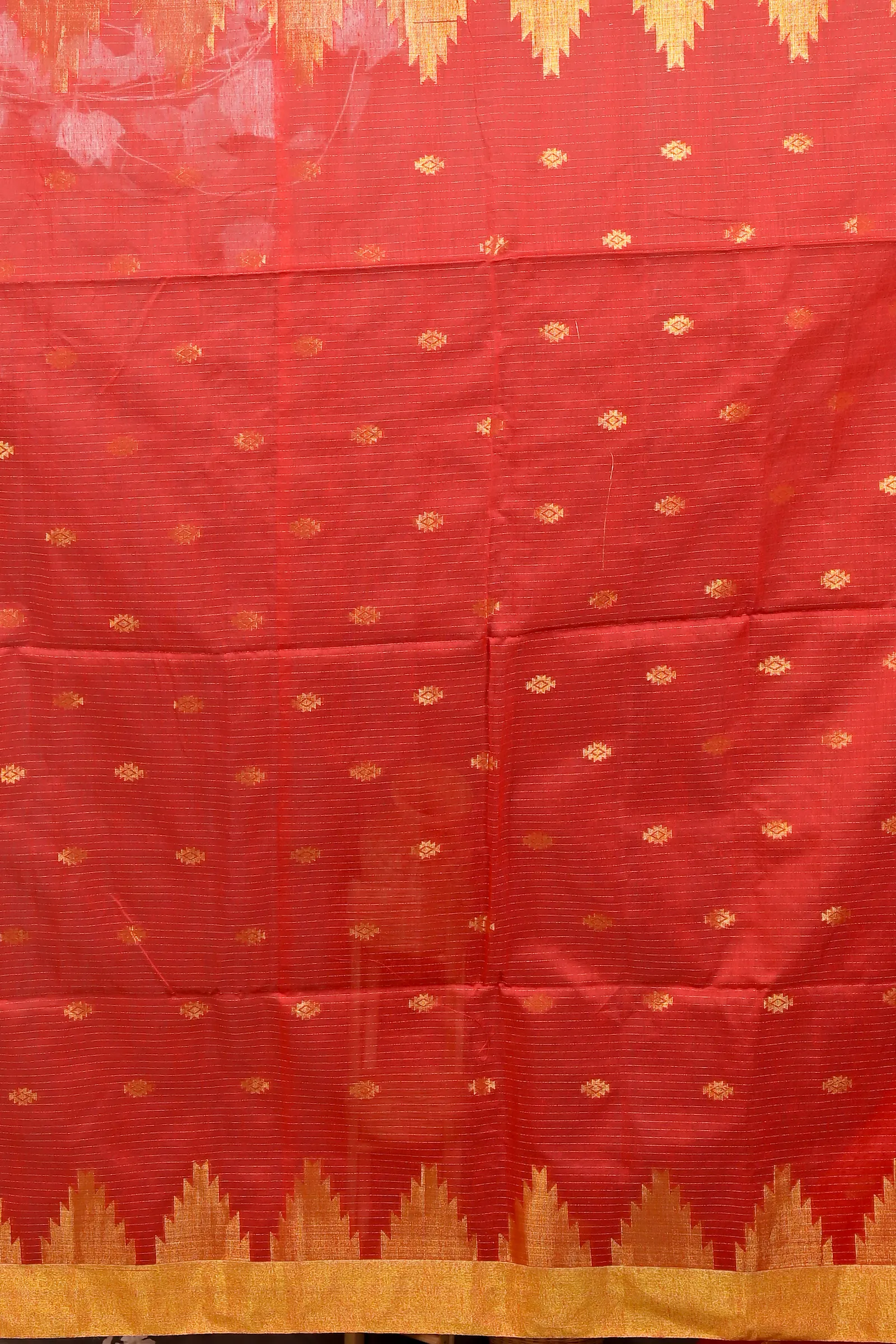 DipDiya Cotton Blend Red Daypi Timeless Elegance Handloom Sarees