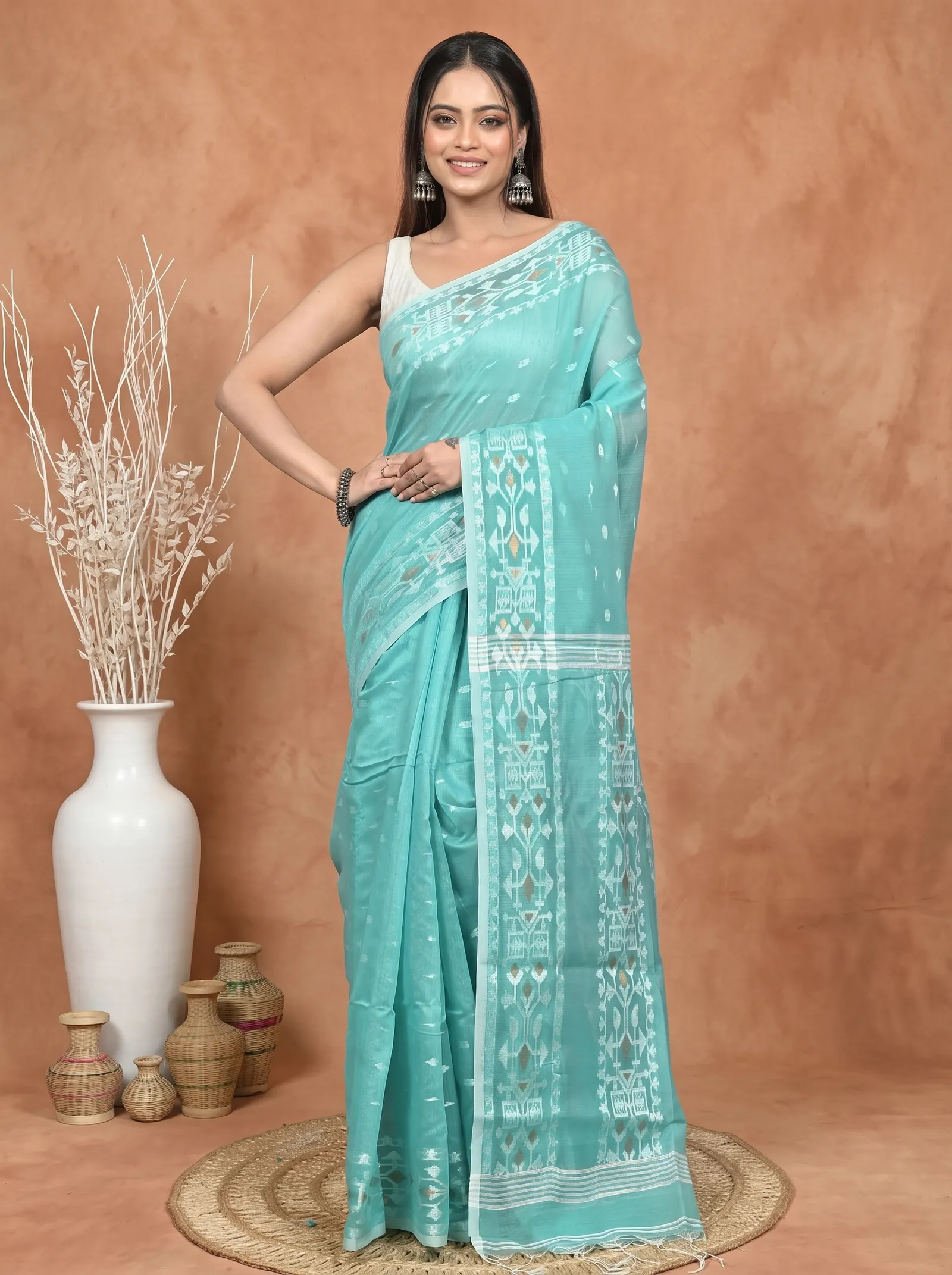 DipDiya Cotton Blend See Green Parlvi Woven with Tradition Handloom Sarees