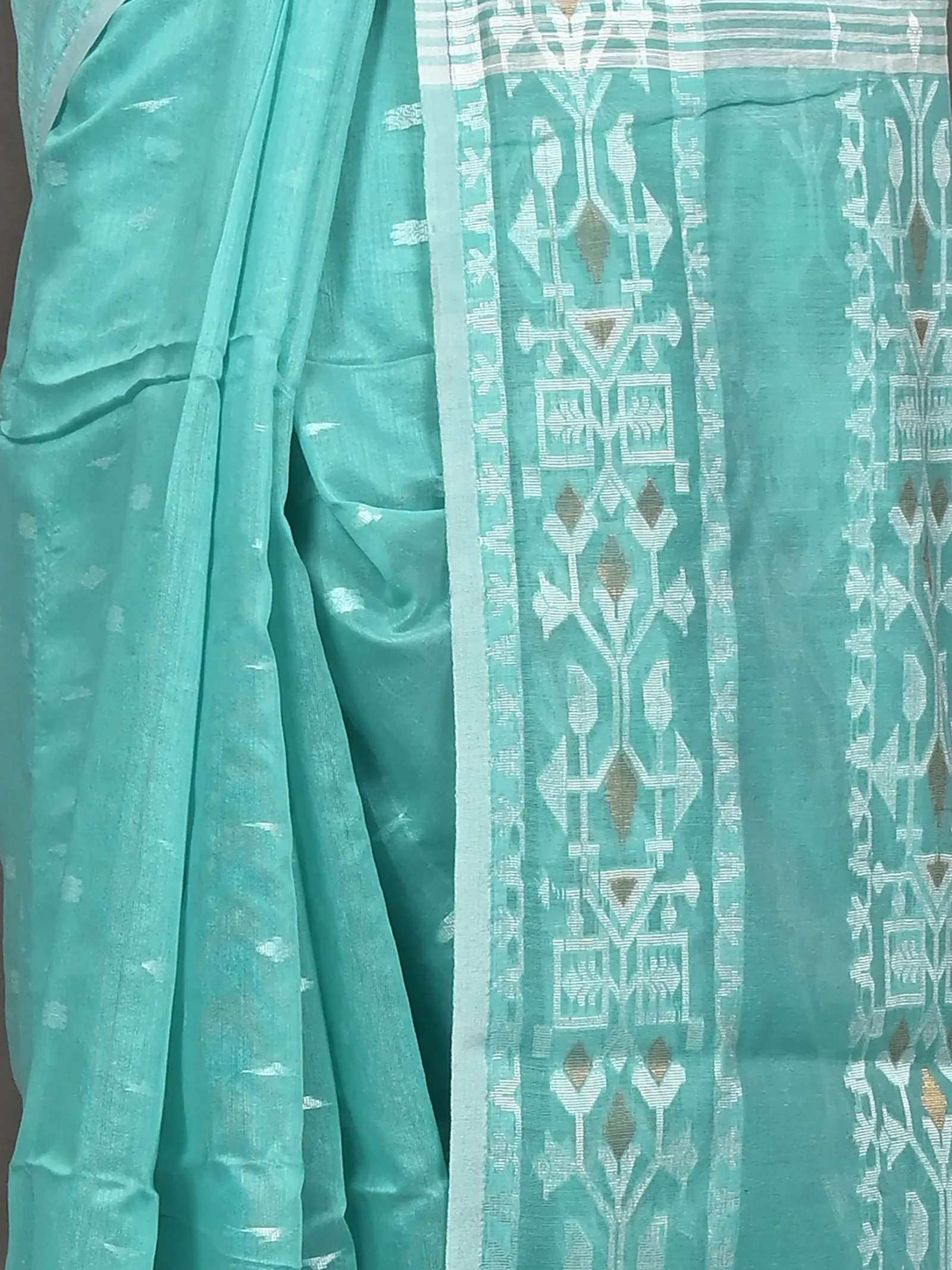DipDiya Cotton Blend See Green Parlvi Woven with Tradition Handloom Sarees