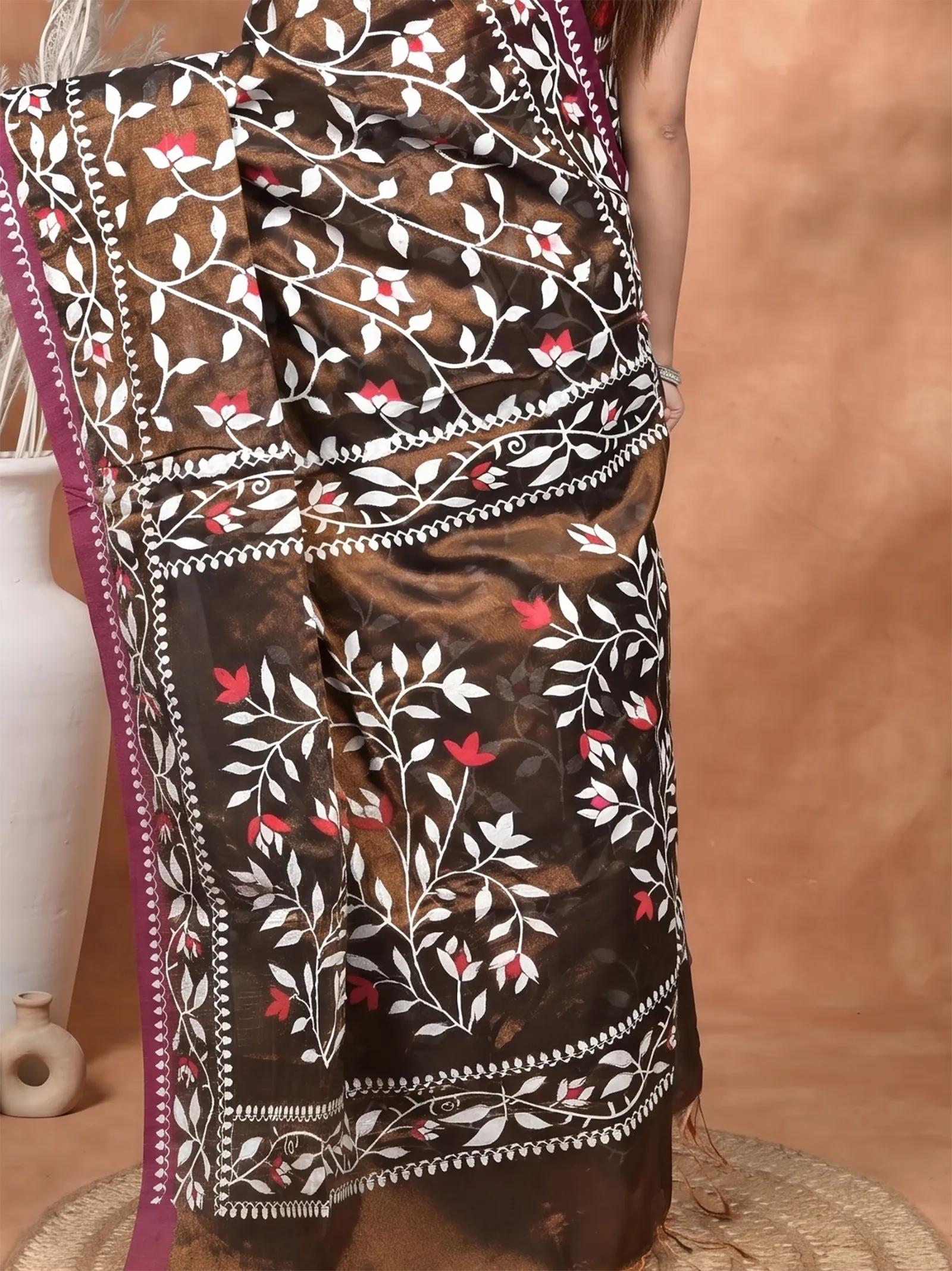 DipDiya Cotton Blend  Traditional Bengali Black Artisan Crafted Parbun Handloom Saree