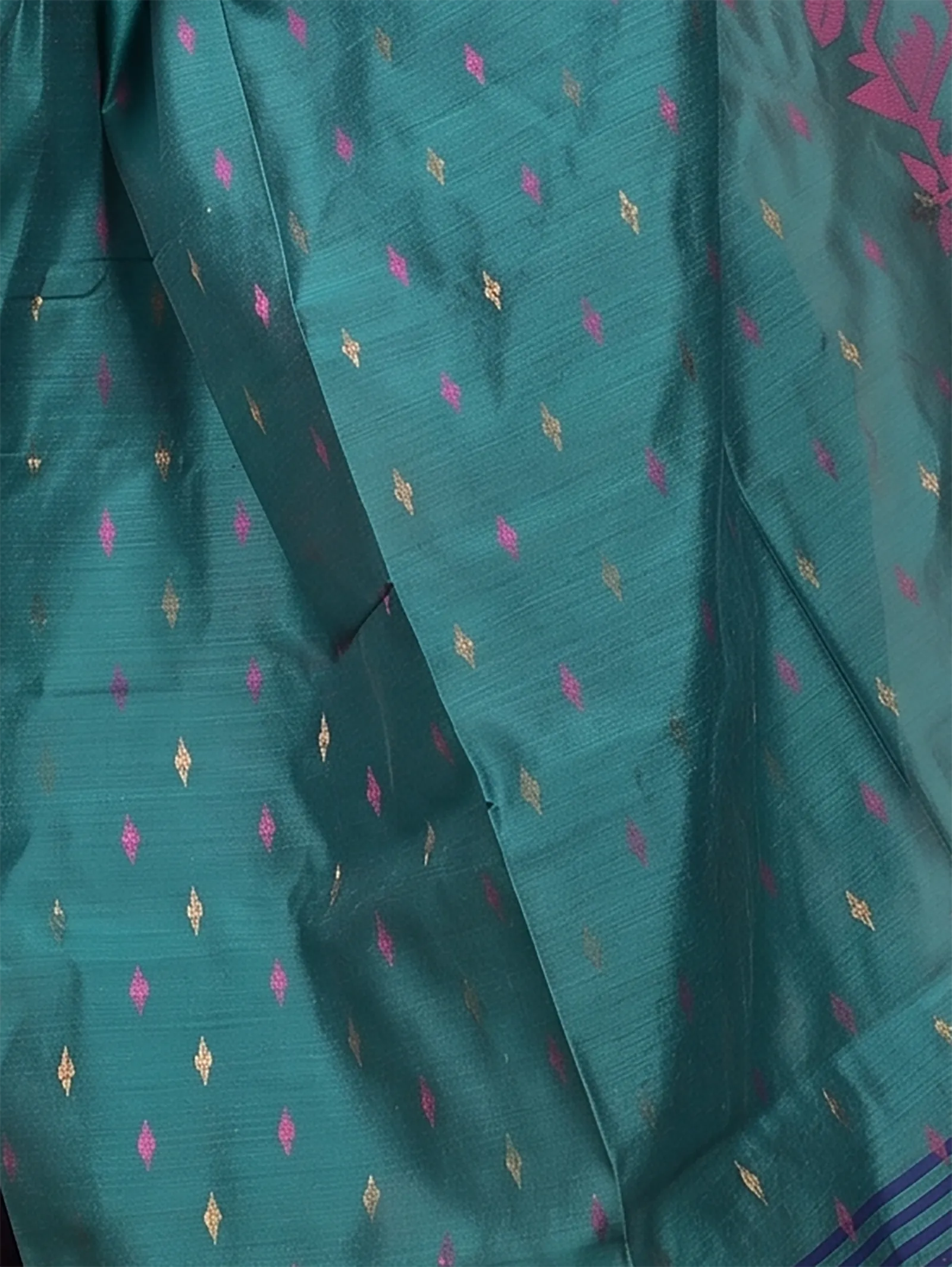 DipDiya Cotton Blend  Traditional Bengali Blue Green Artisan Crafted Parvon Kanjivaram Silk Saree
