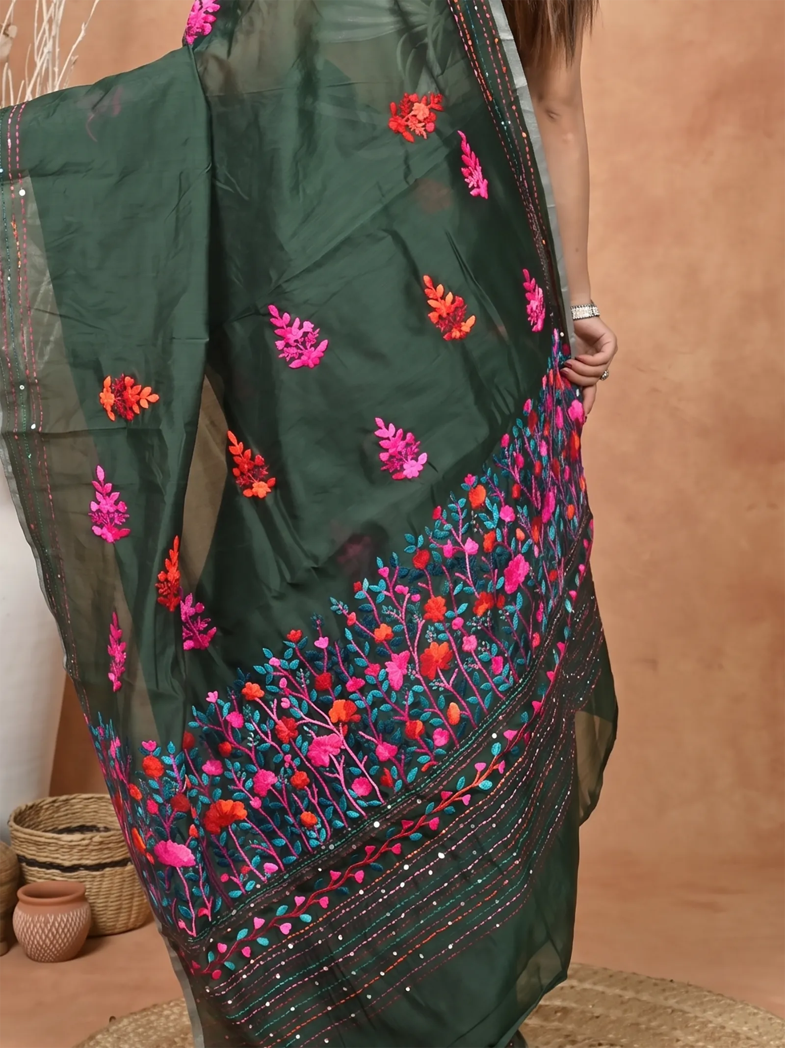 DipDiya Cotton Blend  Traditional Bengali Bottle Green Artisan Crafted Soubun Kathan Saree