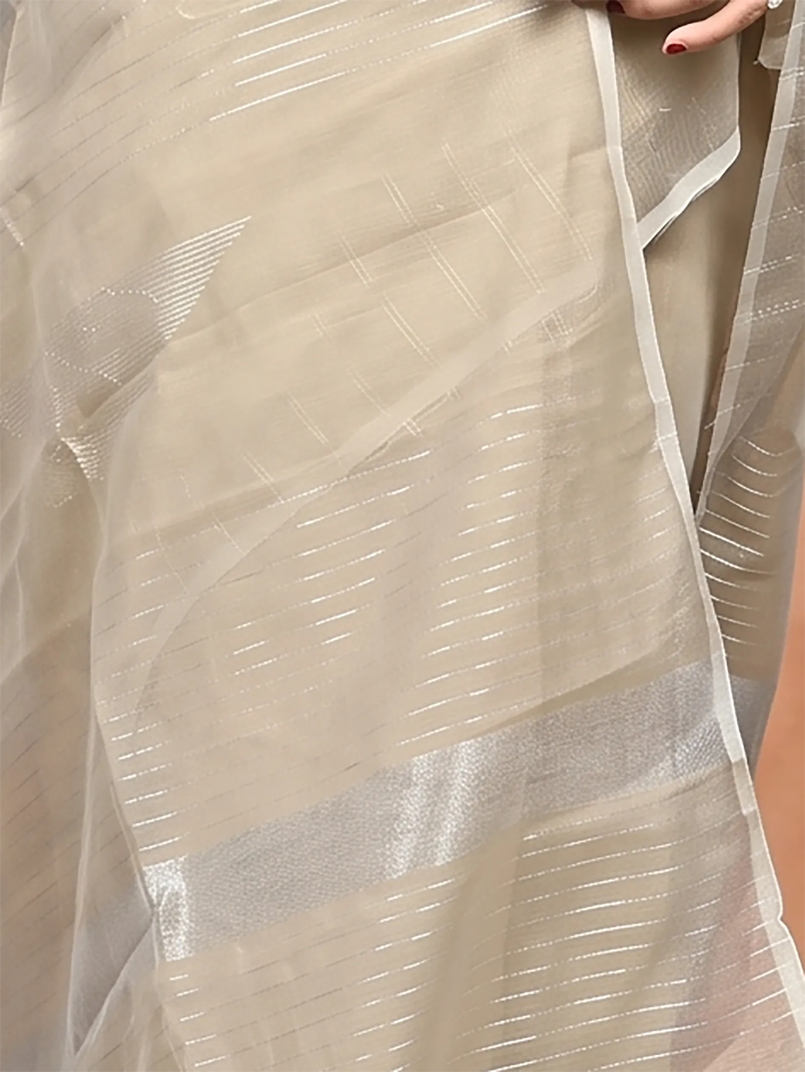 DipDiya Cotton Blend  Traditional Bengali Cream Artisan Crafted Soubit Handloom Saree
