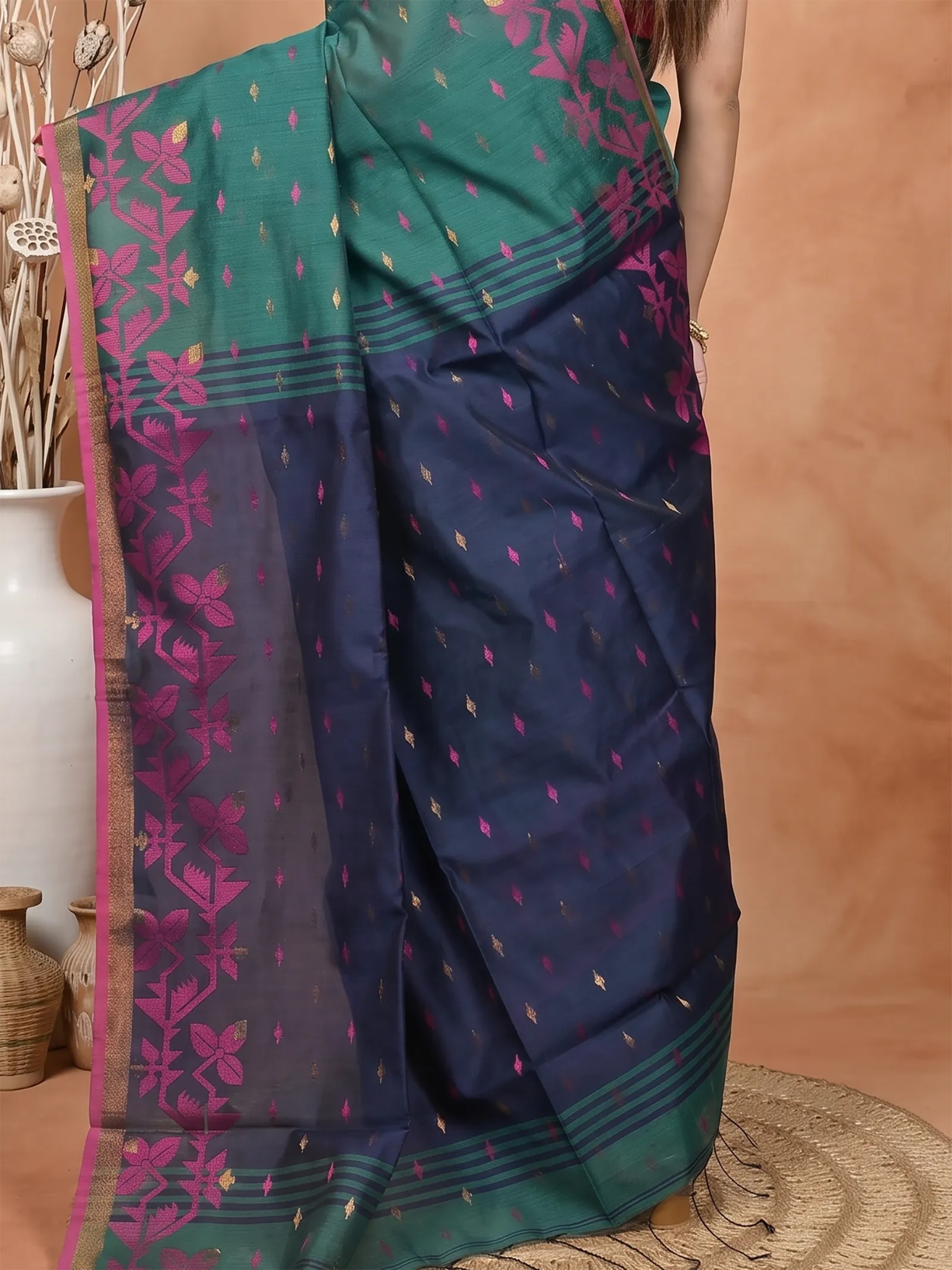 DipDiya Cotton Blend  Traditional Bengali Dark Green Artisan Crafted Parvon Kanjivaram Silk Saree