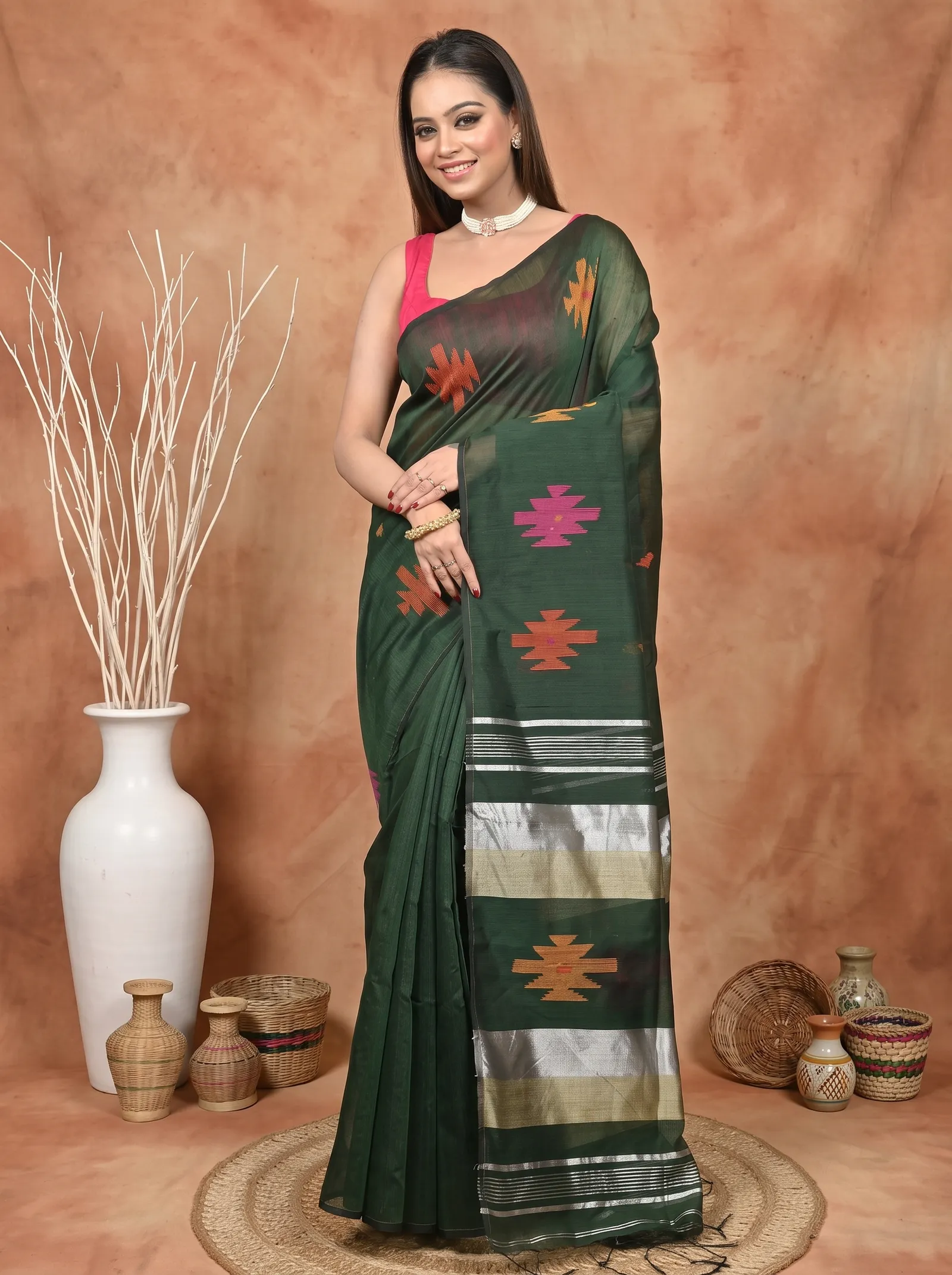 DipDiya Cotton Blend  Traditional Bengali Dark Green Artisan Crafted Soulik Handloom Saree