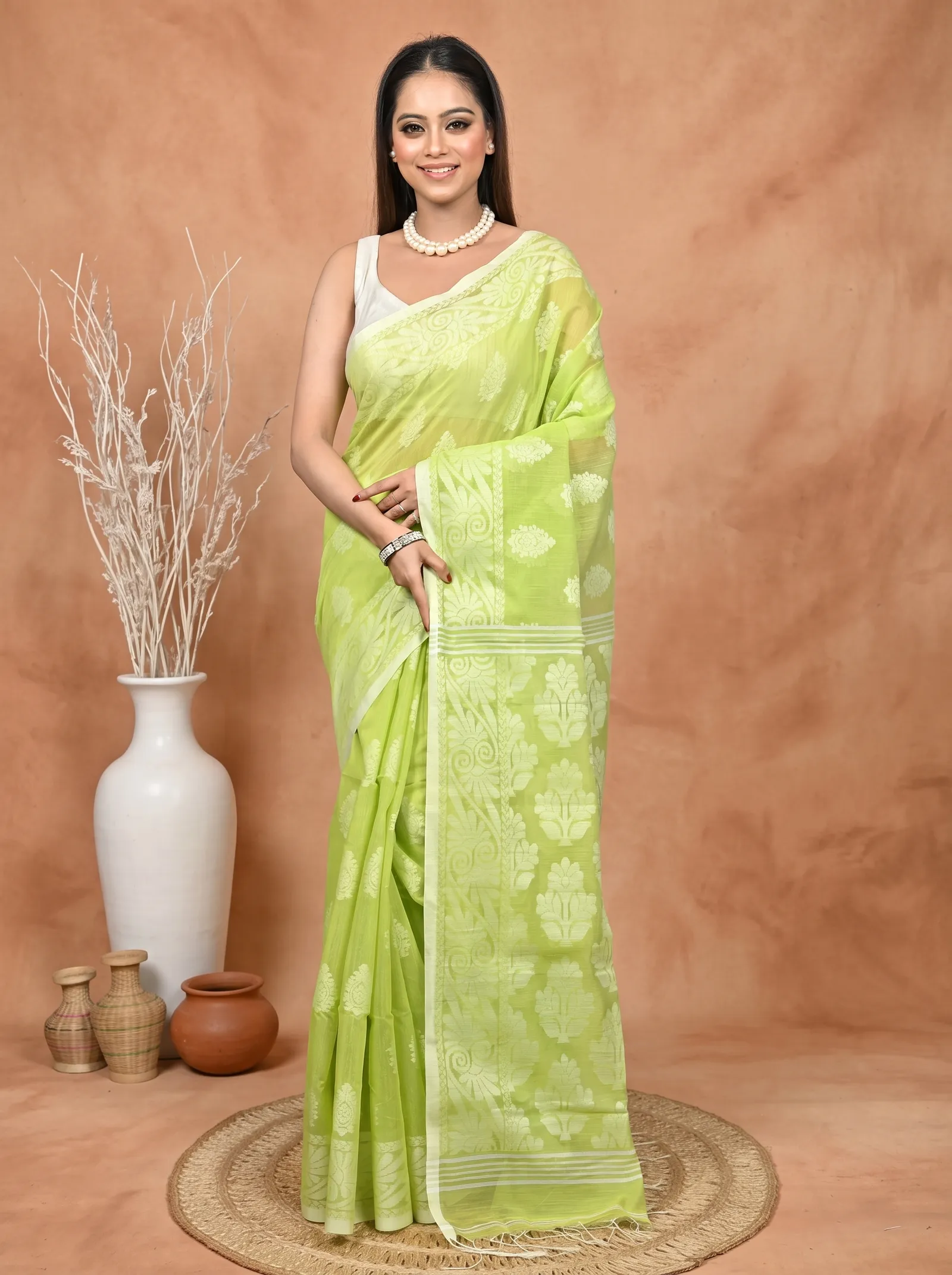 DipDiya Cotton Blend  Traditional Bengali Green Artisan Crafted Parbit Handloom Saree