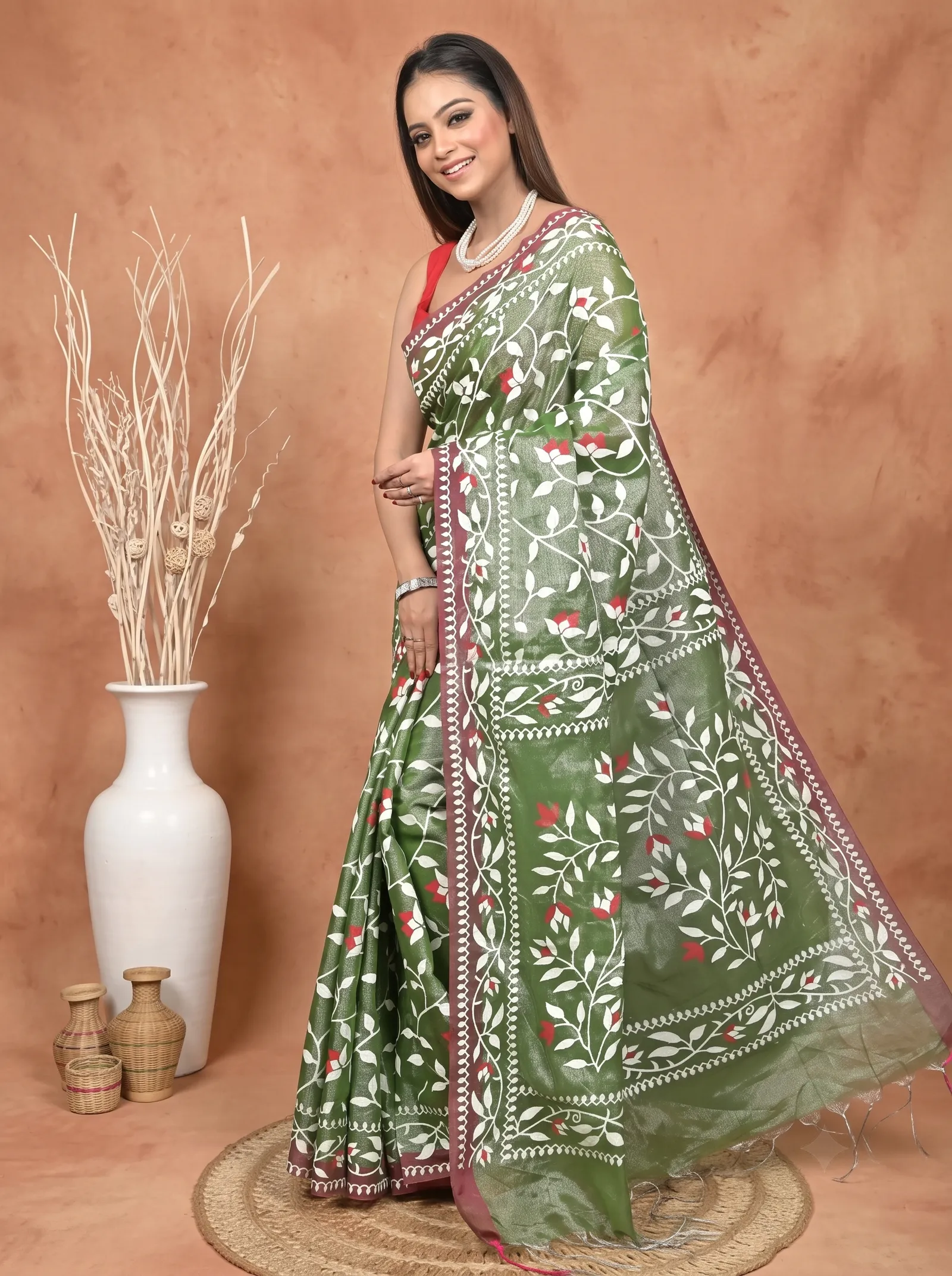 DipDiya Cotton Blend  Traditional Bengali Green Artisan Crafted Parbun Handloom Saree