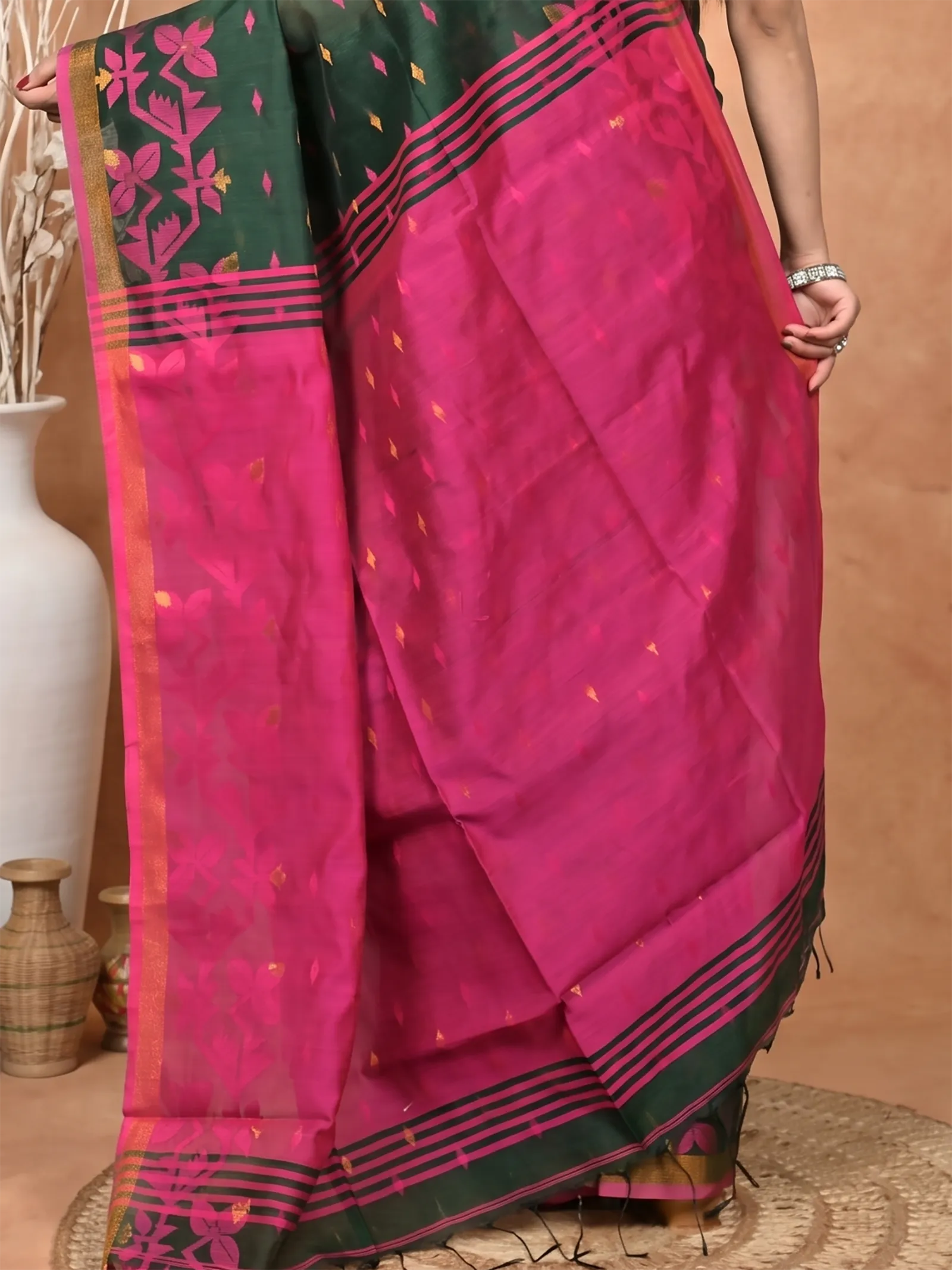 DipDiya Cotton Blend  Traditional Bengali Green Pink Artisan Crafted Parvon Kanjivaram Silk Saree
