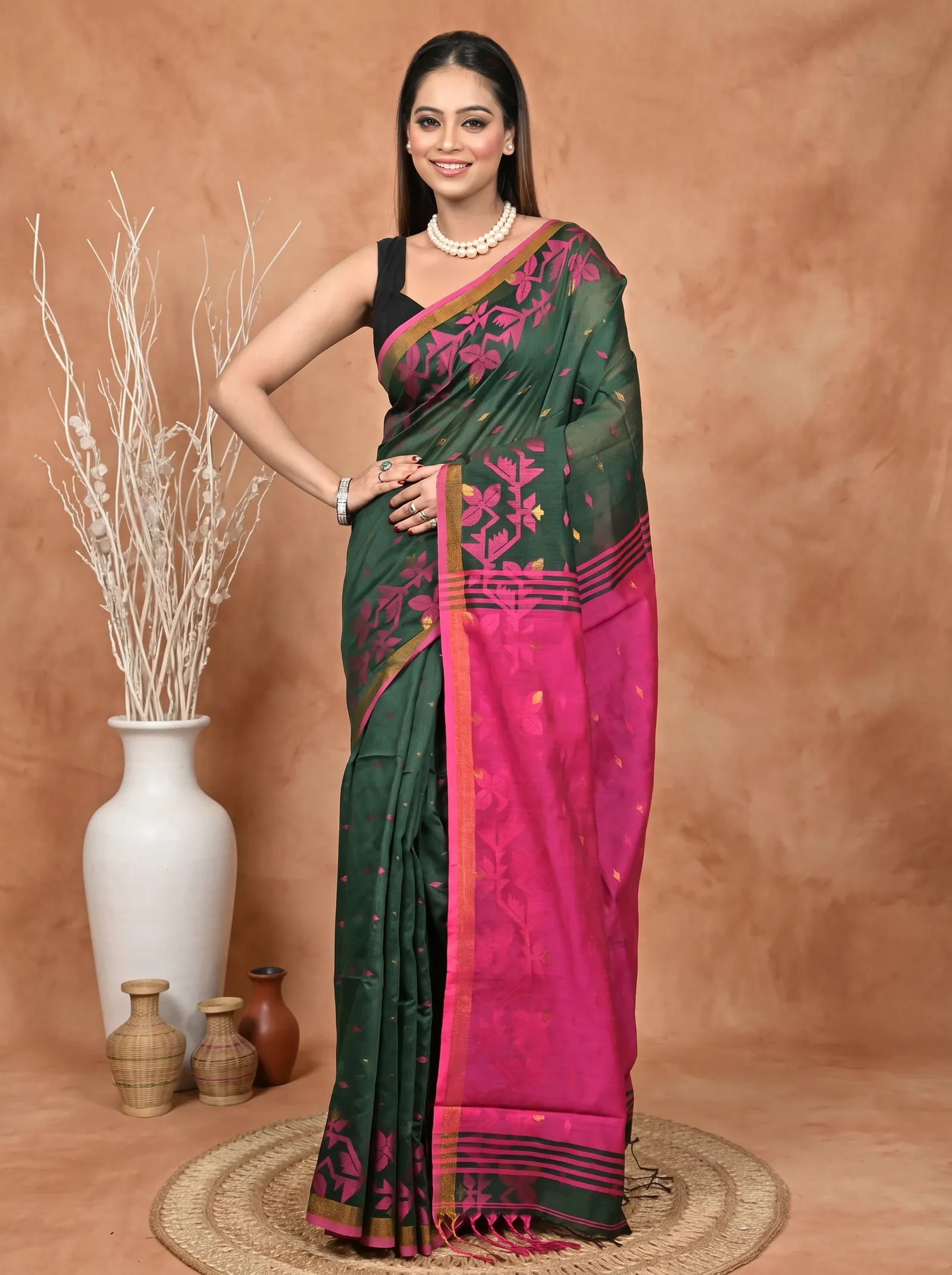 DipDiya Cotton Blend  Traditional Bengali Green Pink Artisan Crafted Parvon Kanjivaram Silk Saree