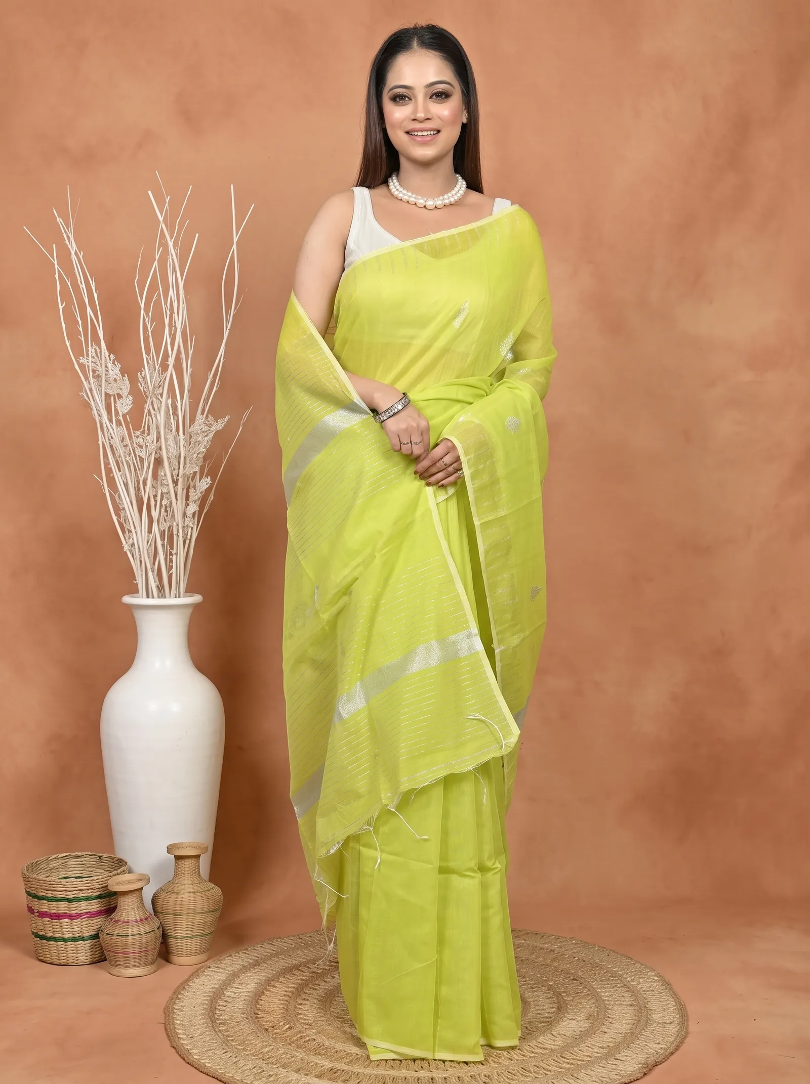DipDiya Cotton Blend  Traditional Bengali Lemon Green Artisan Crafted Soubit Handloom Saree
