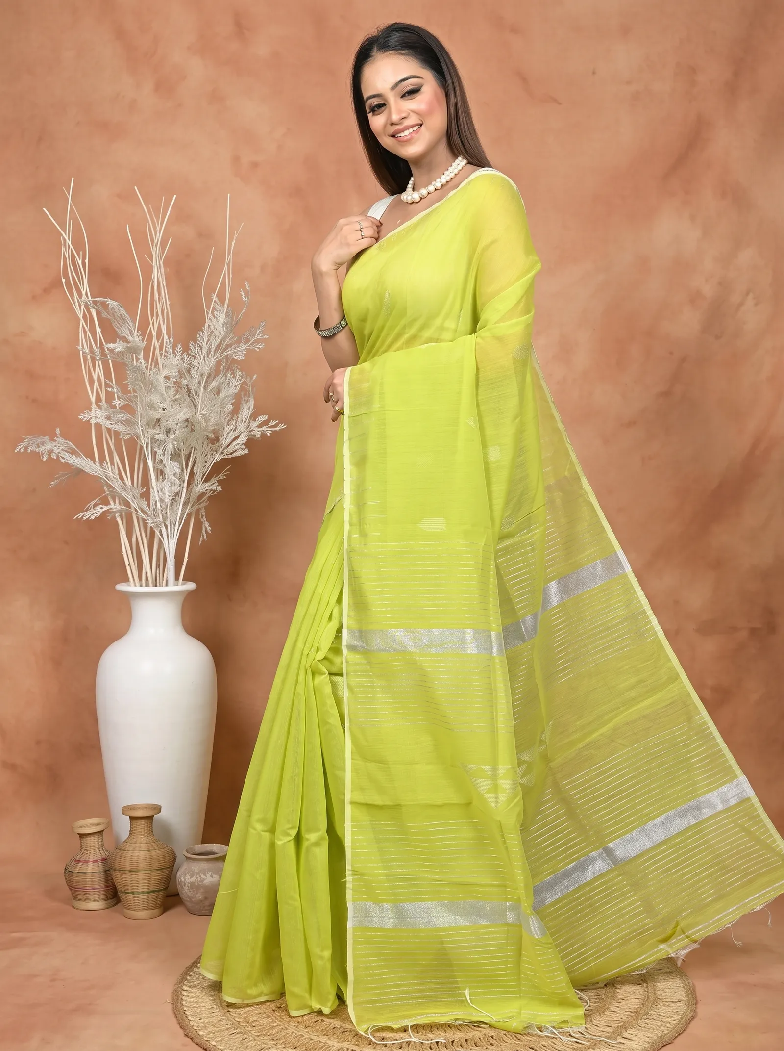 DipDiya Cotton Blend  Traditional Bengali Lemon Green Artisan Crafted Soubit Handloom Saree
