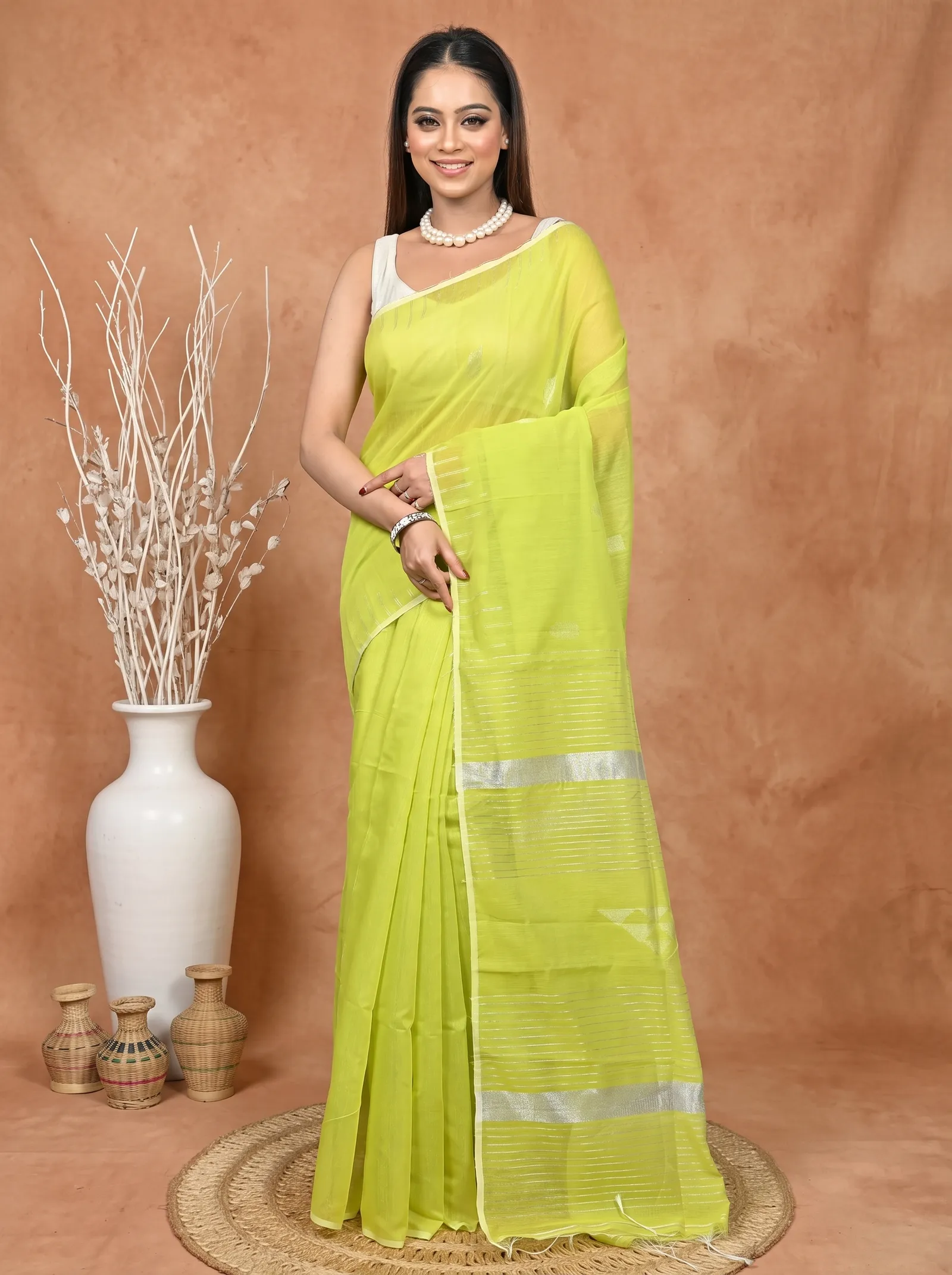 DipDiya Cotton Blend  Traditional Bengali Lemon Green Artisan Crafted Soubit Handloom Saree