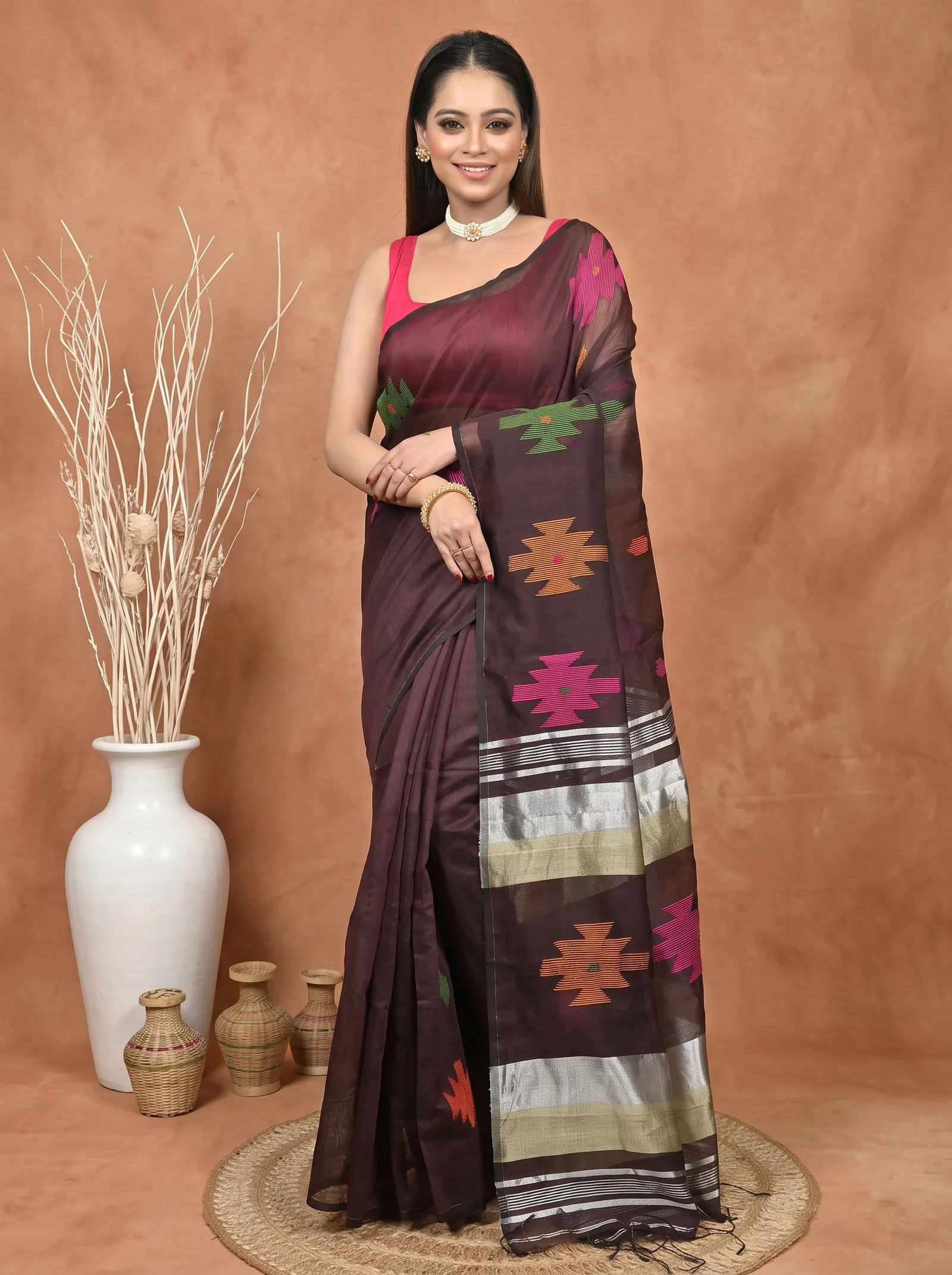 DipDiya Cotton Blend  Traditional Bengali Maroon Artisan Crafted Soulik Handloom Saree