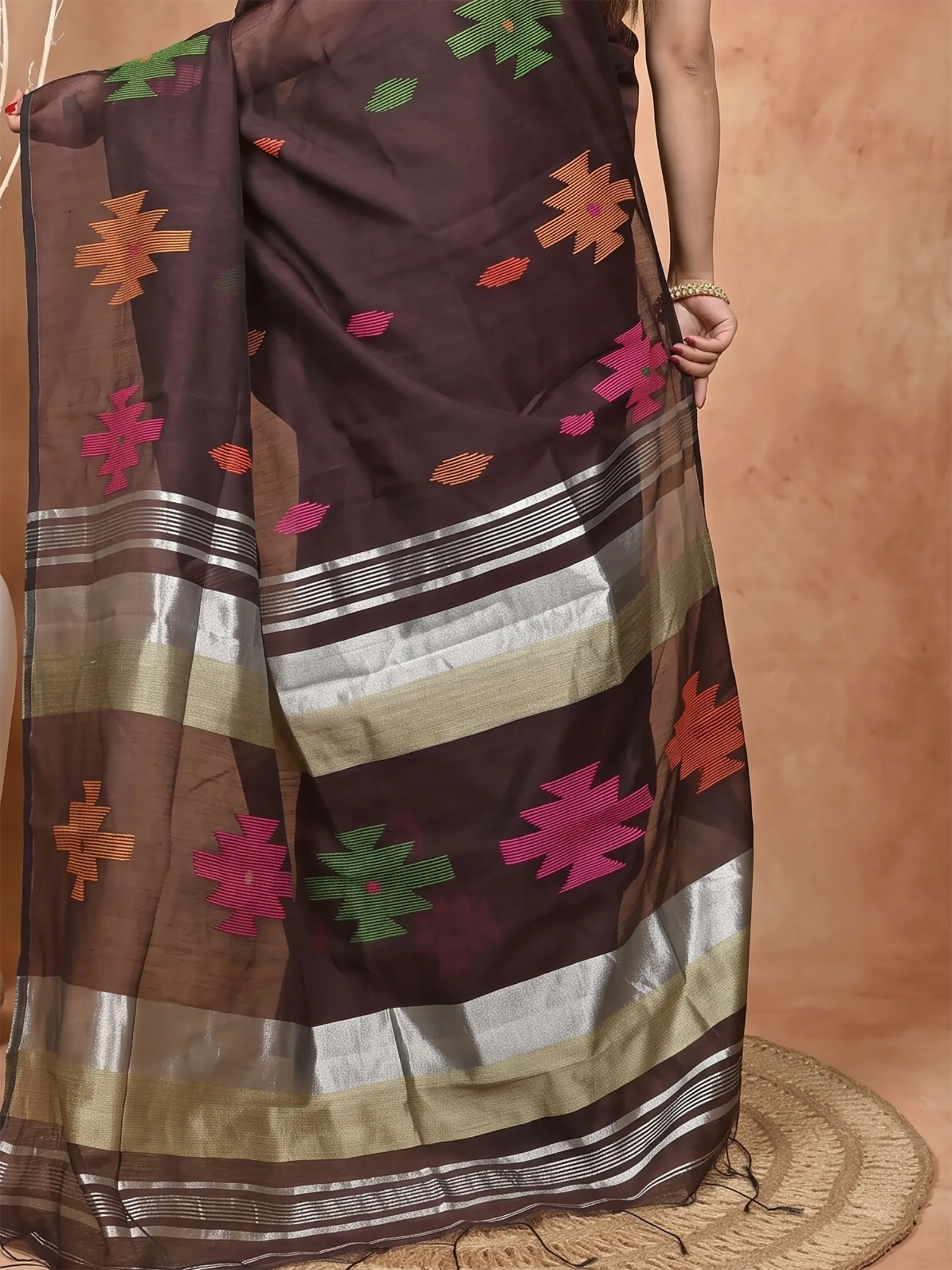 DipDiya Cotton Blend  Traditional Bengali Maroon Artisan Crafted Soulik Handloom Saree