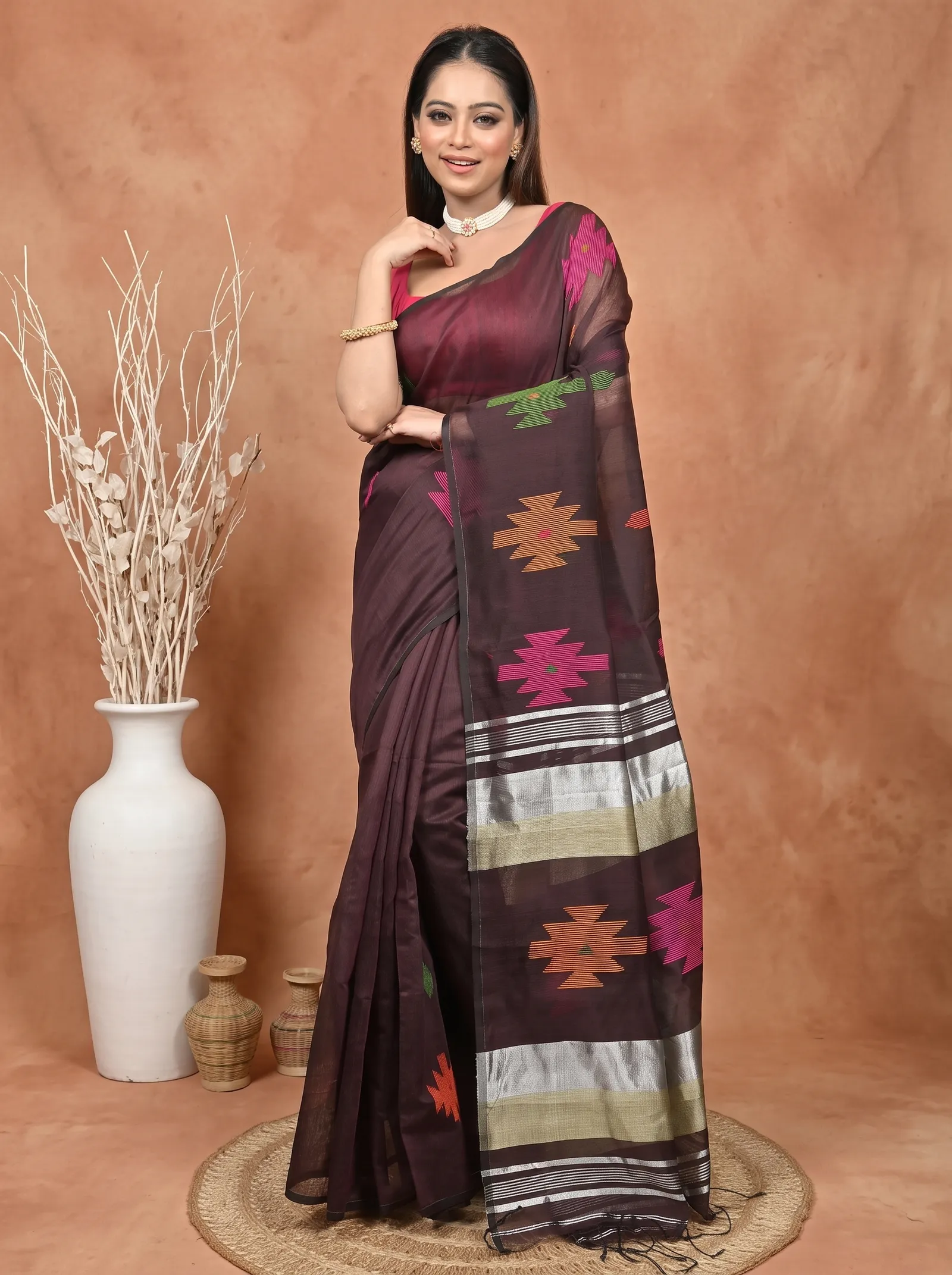 DipDiya Cotton Blend  Traditional Bengali Maroon Artisan Crafted Soulik Handloom Saree