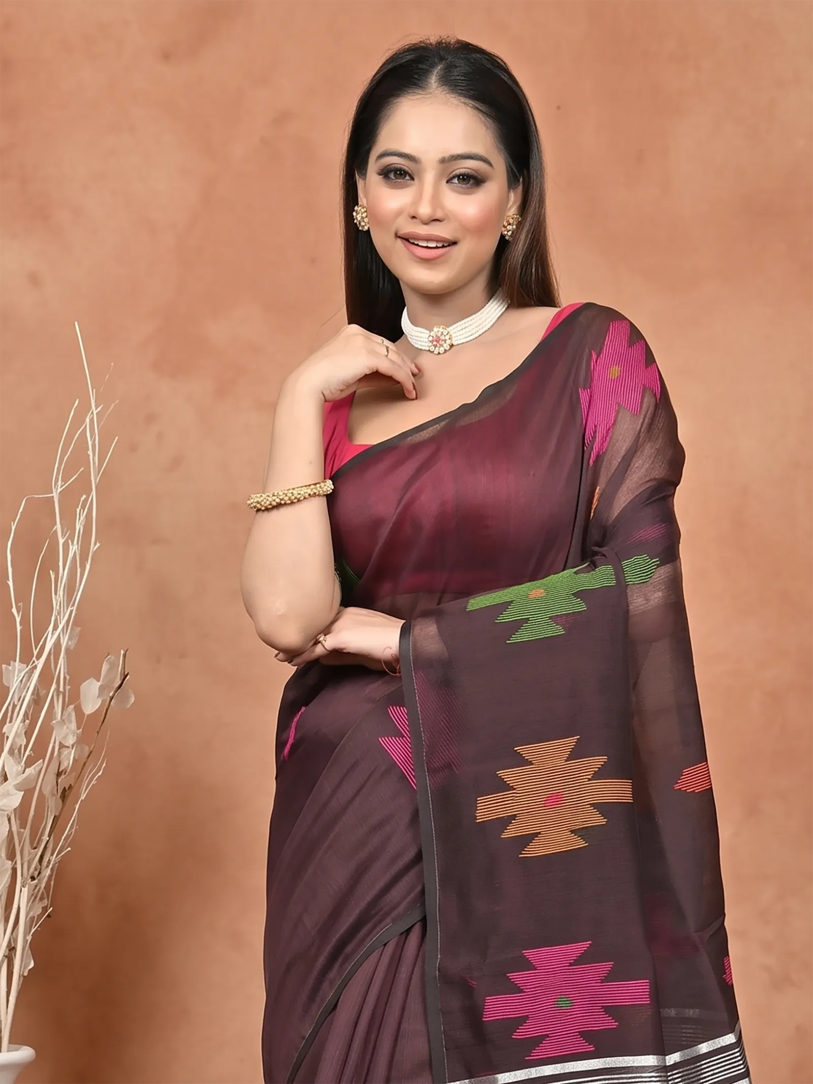 DipDiya Cotton Blend  Traditional Bengali Maroon Artisan Crafted Soulik Handloom Saree