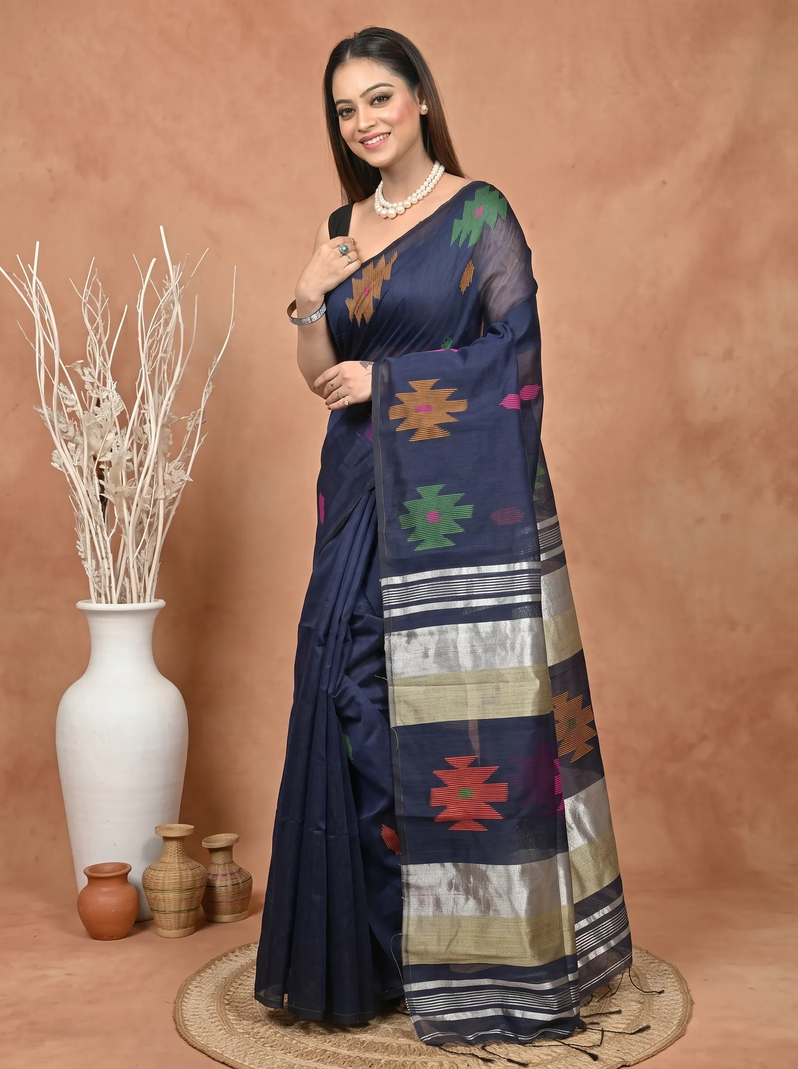 DipDiya Cotton Blend  Traditional Bengali Night Blue Artisan Crafted Soulik Handloom Saree
