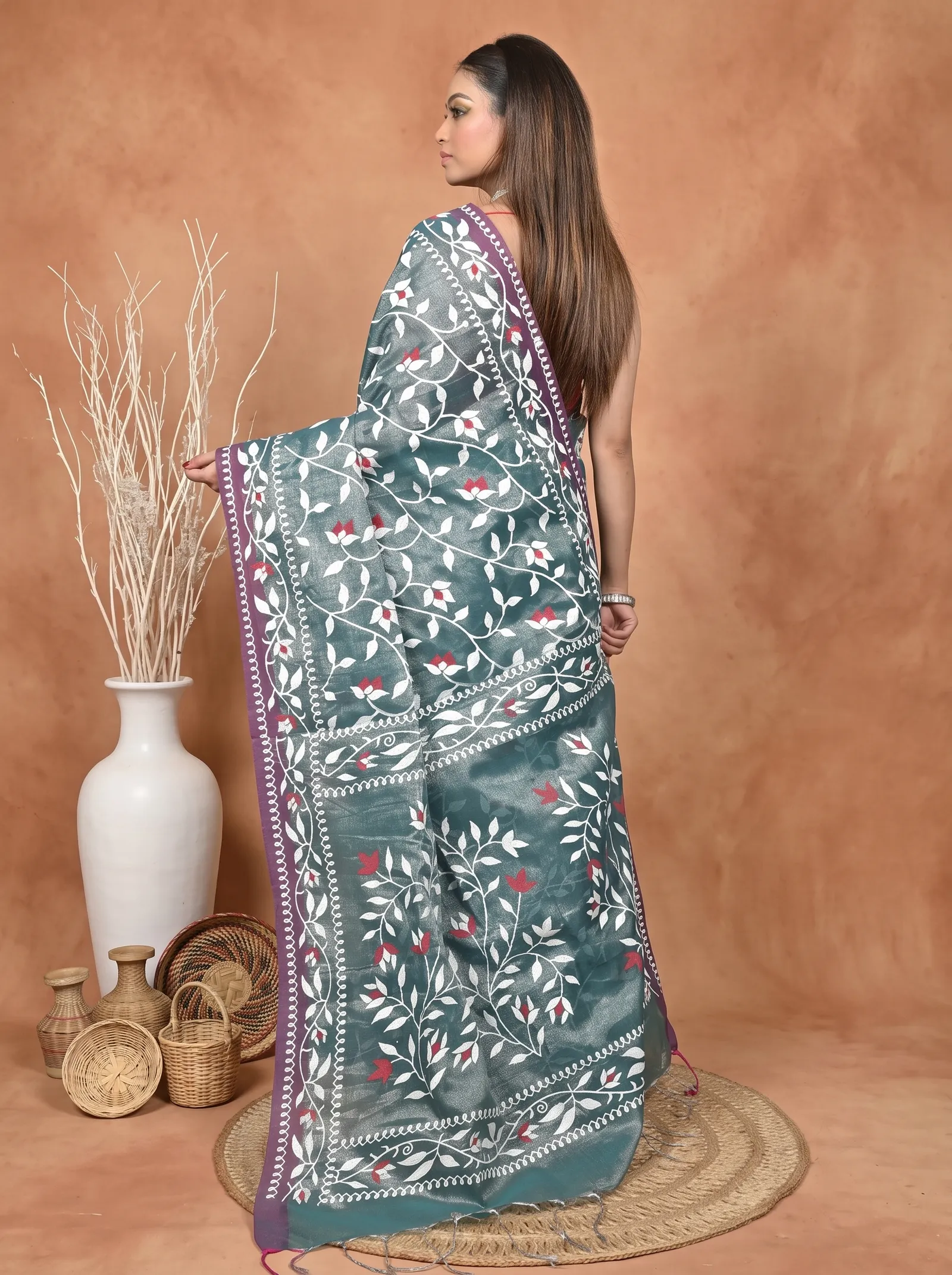 DipDiya Cotton Blend  Traditional Bengali Pesta Green Artisan Crafted Parbun Handloom Saree