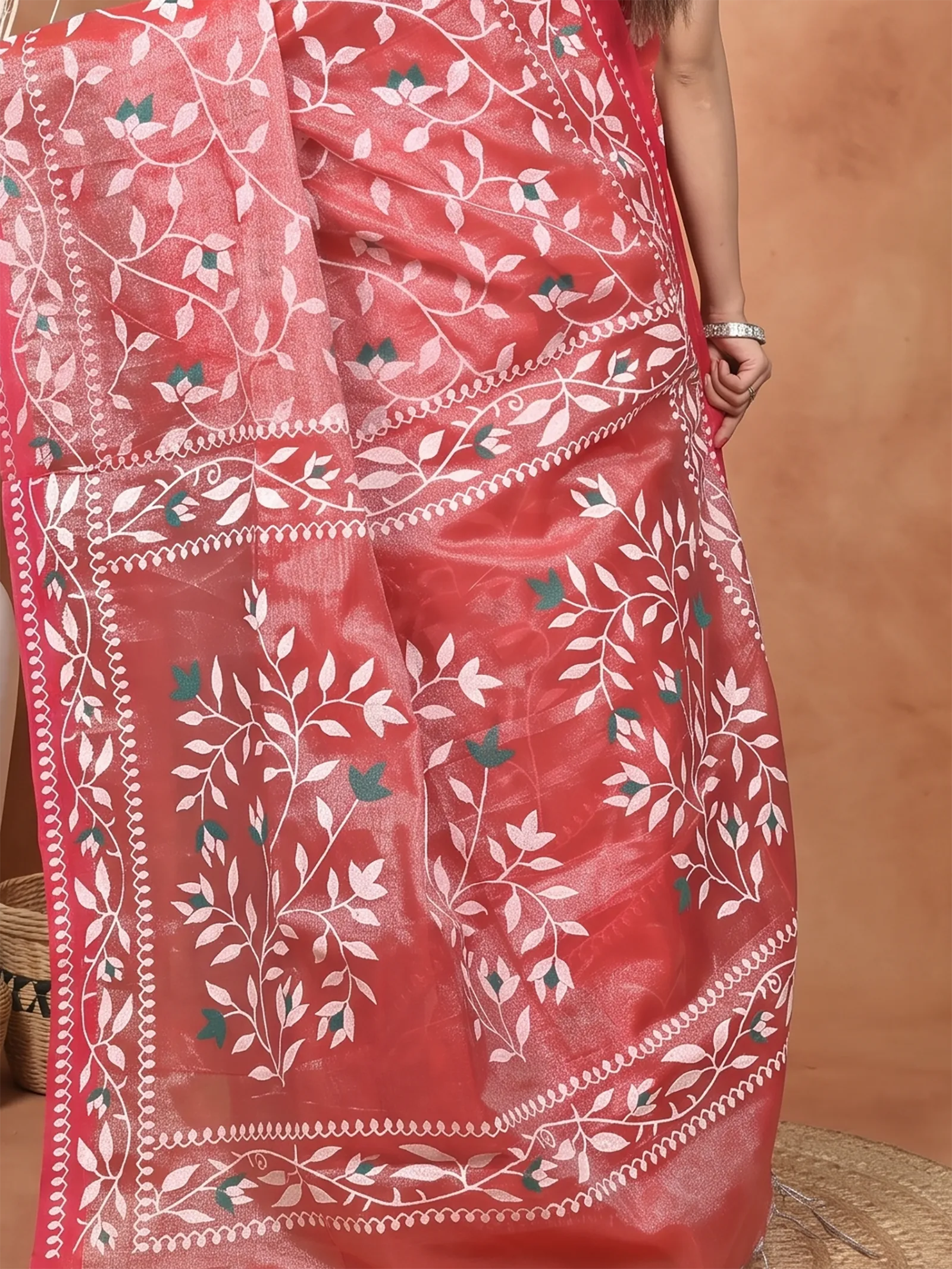 DipDiya Cotton Blend  Traditional Bengali Red Artisan Crafted Parbun Handloom Saree