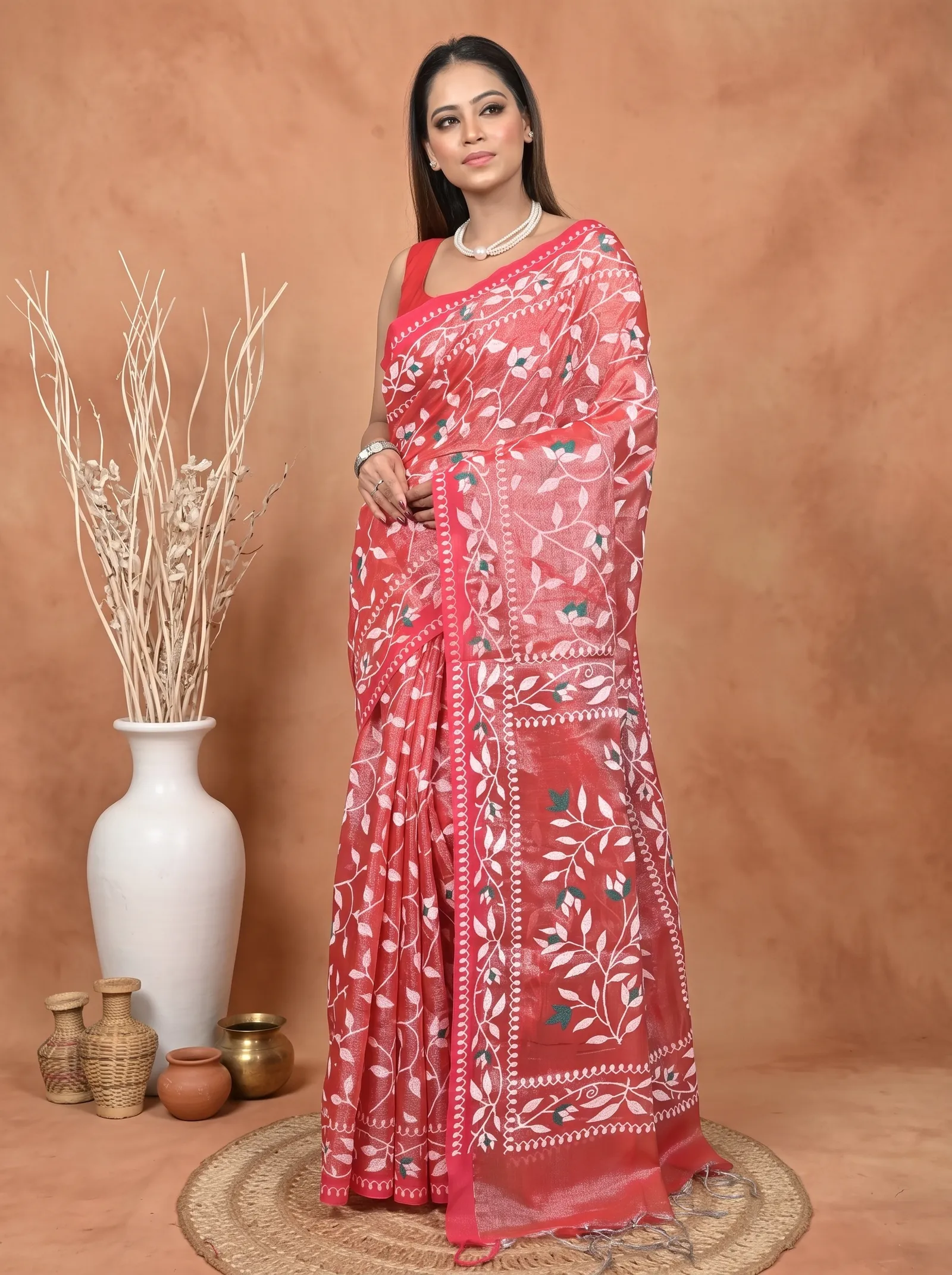 DipDiya Cotton Blend  Traditional Bengali Red Artisan Crafted Parbun Handloom Saree