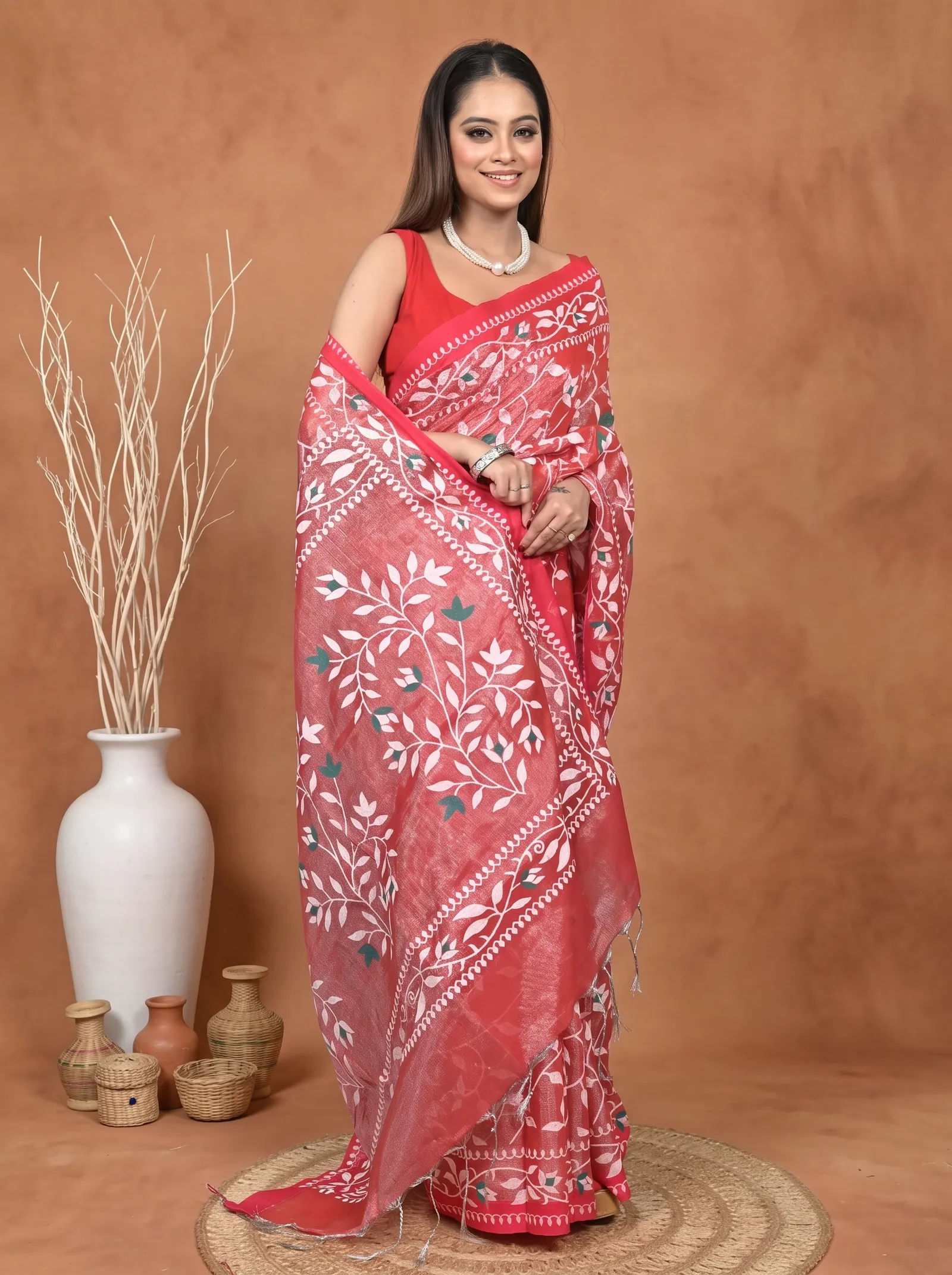 DipDiya Cotton Blend  Traditional Bengali Red Artisan Crafted Parbun Handloom Saree