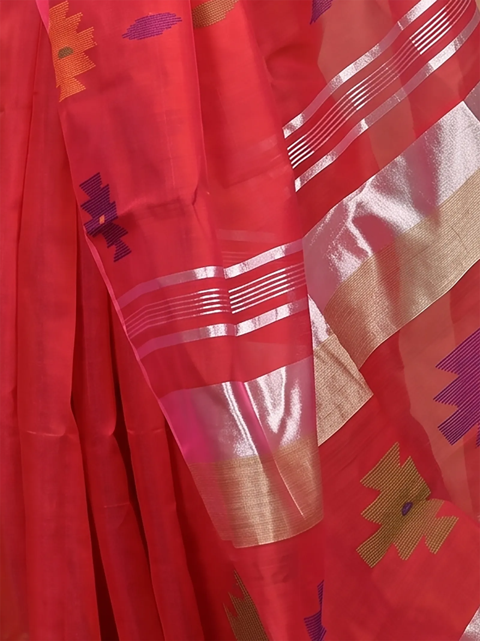 DipDiya Cotton Blend  Traditional Bengali Red Artisan Crafted Soulik Handloom Saree