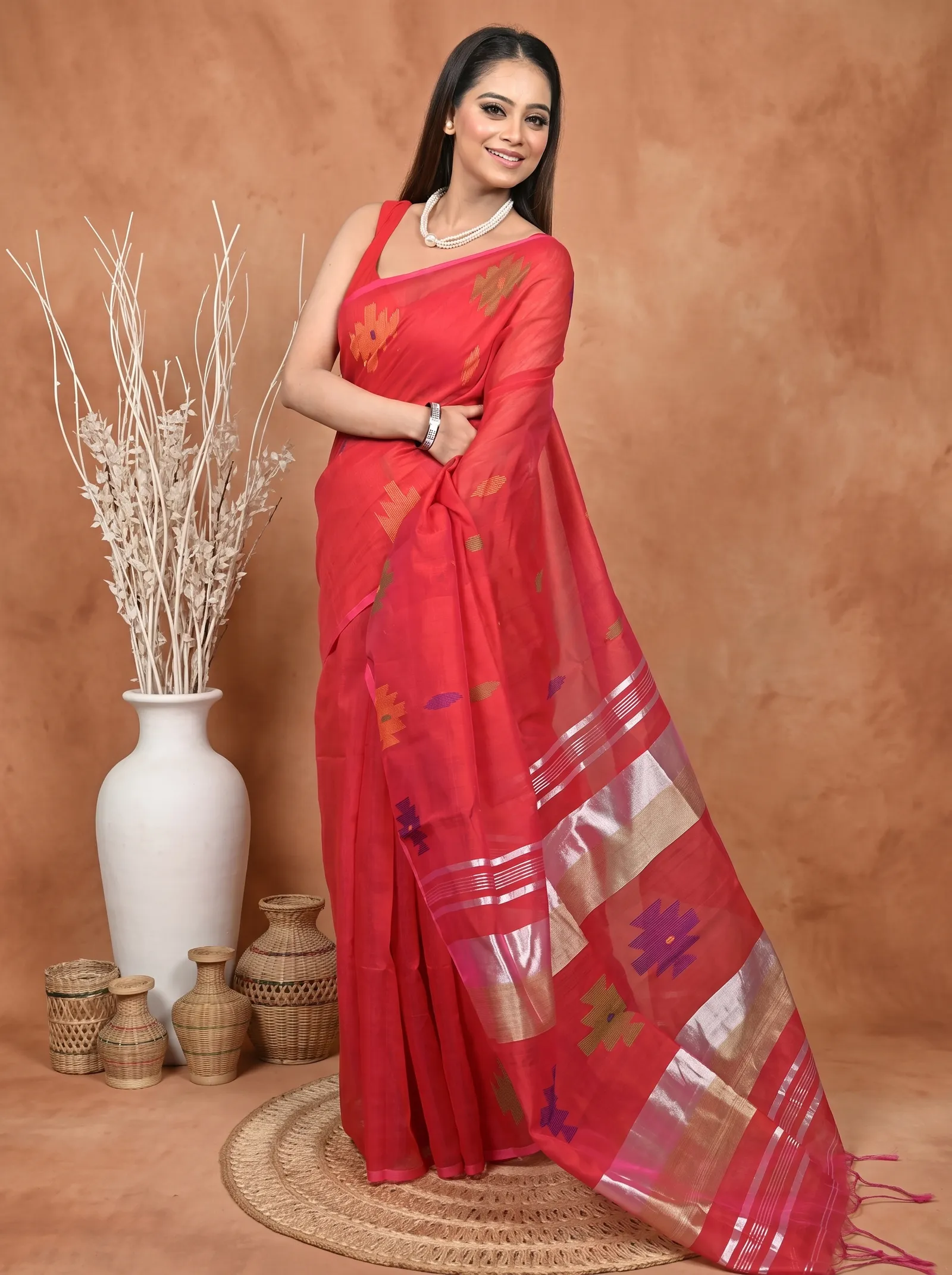 DipDiya Cotton Blend  Traditional Bengali Red Artisan Crafted Soulik Handloom Saree