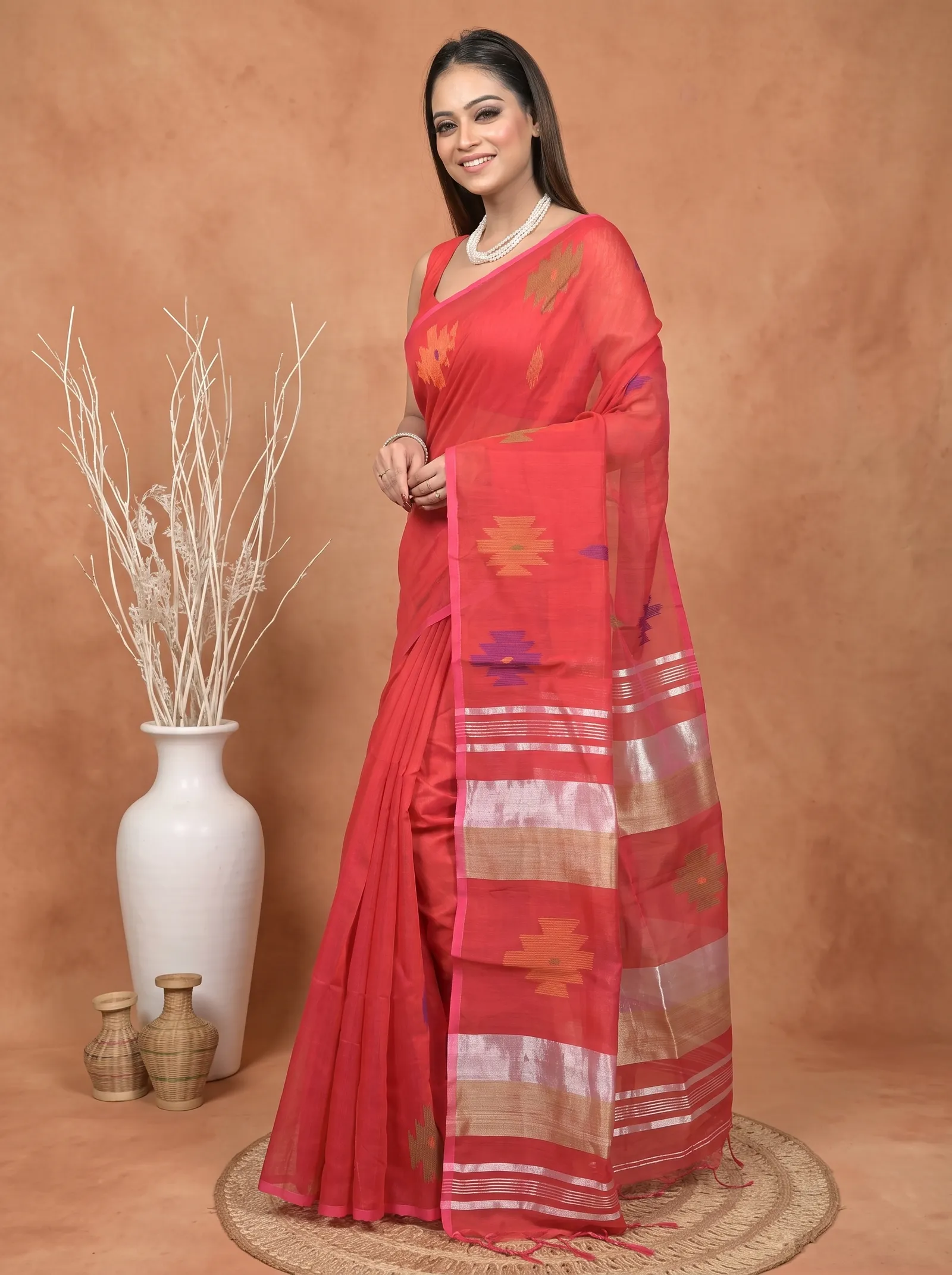 DipDiya Cotton Blend  Traditional Bengali Red Artisan Crafted Soulik Handloom Saree