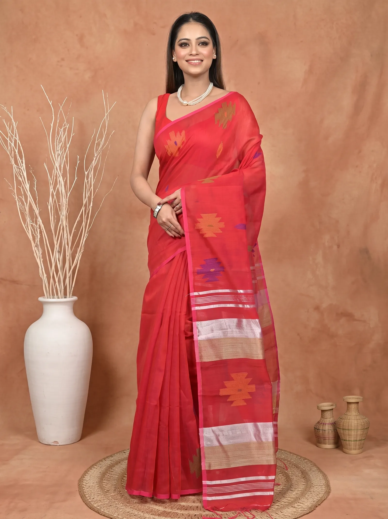 DipDiya Cotton Blend  Traditional Bengali Red Artisan Crafted Soulik Handloom Saree