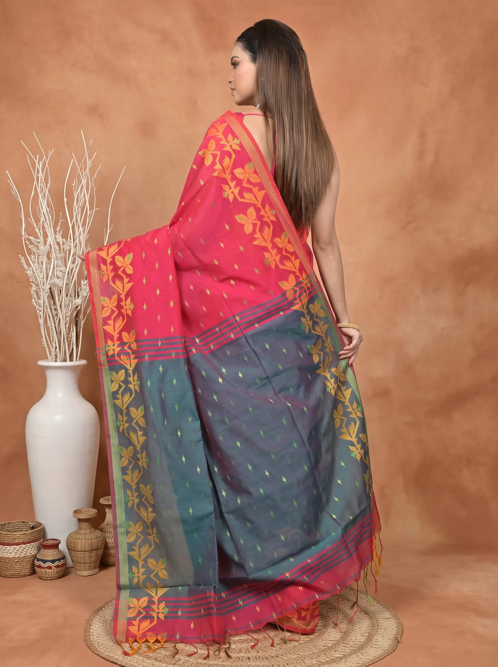 DipDiya Cotton Blend  Traditional Bengali Red Green Artisan Crafted Parvon Kanjivaram Silk Saree