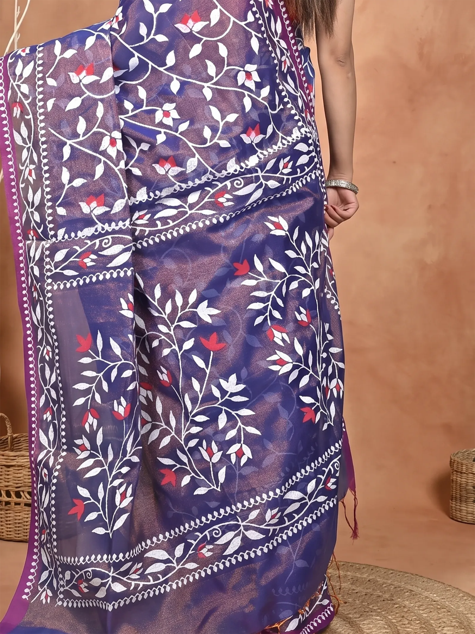 DipDiya Cotton Blend  Traditional Bengali Violet Artisan Crafted Parbun Handloom Saree