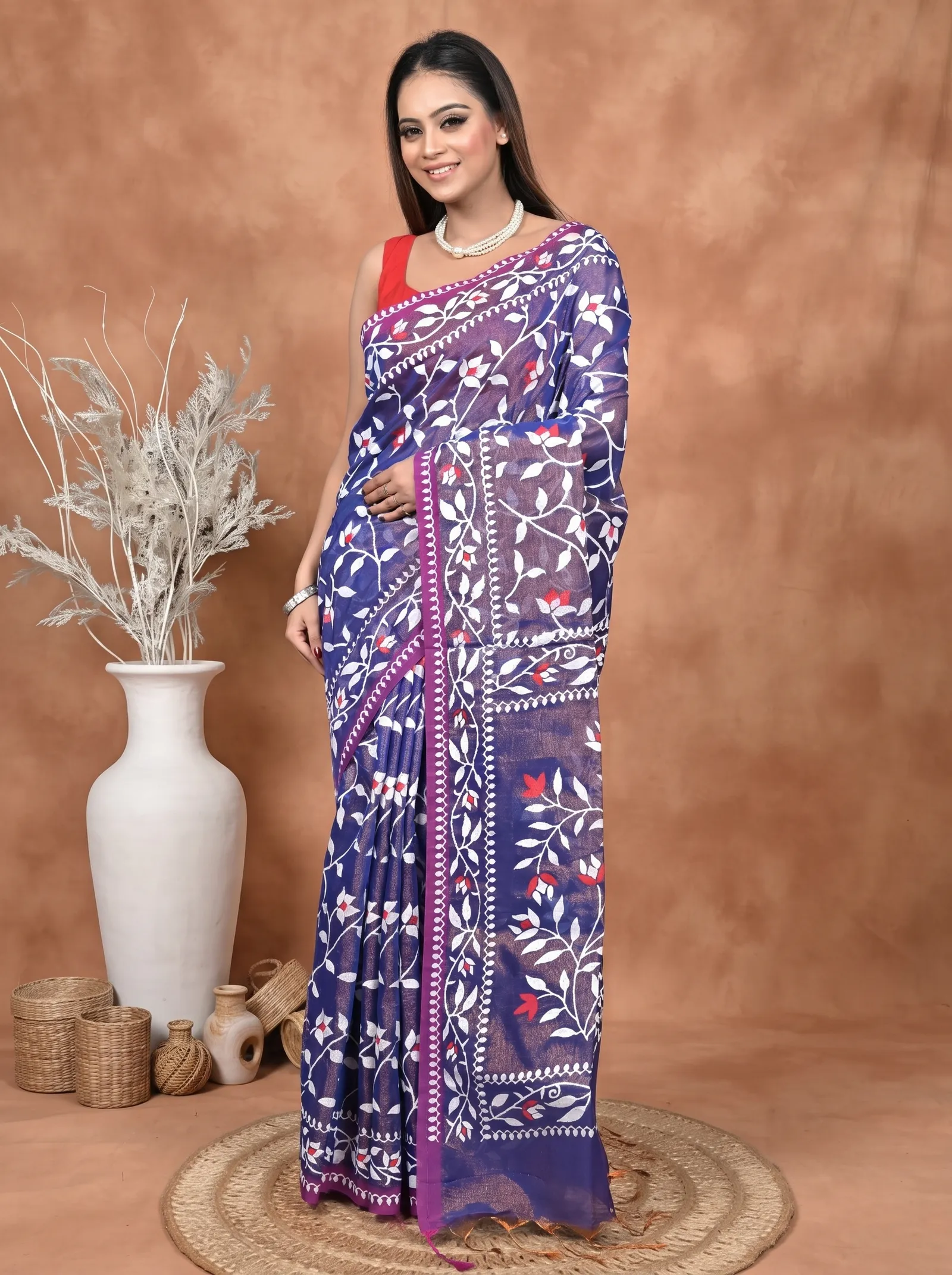 DipDiya Cotton Blend  Traditional Bengali Violet Artisan Crafted Parbun Handloom Saree